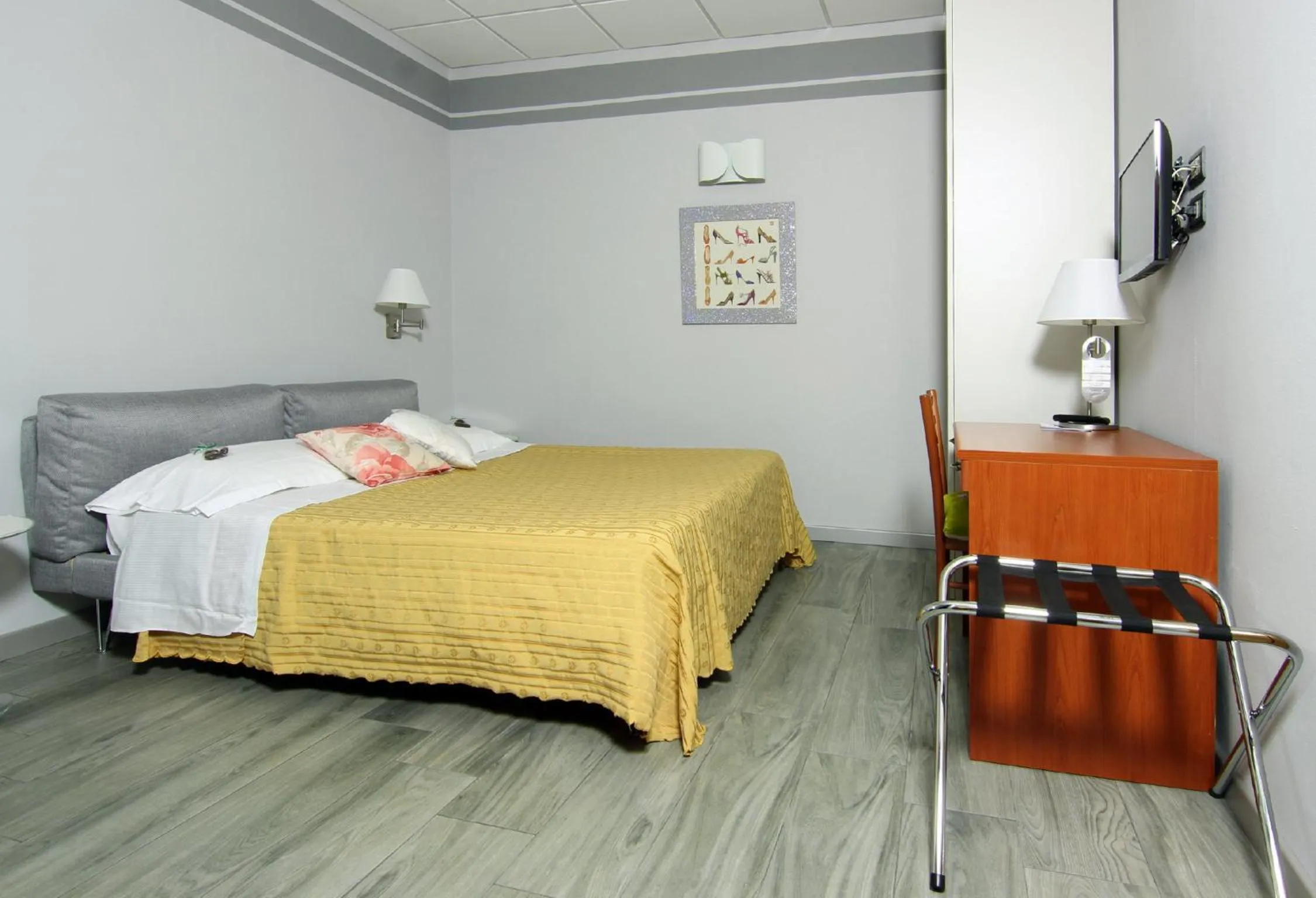 Bedroom, Bed in Albergo Al Viale