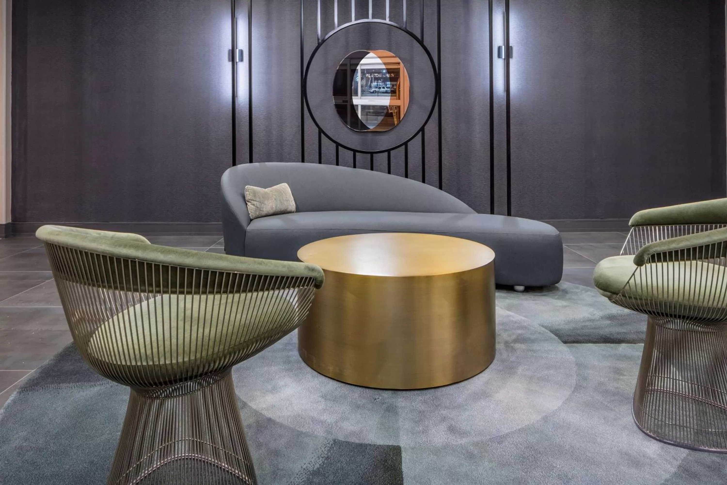 Communal lounge/ TV room in DoubleTree by Hilton Boston Logan Airport Chelsea