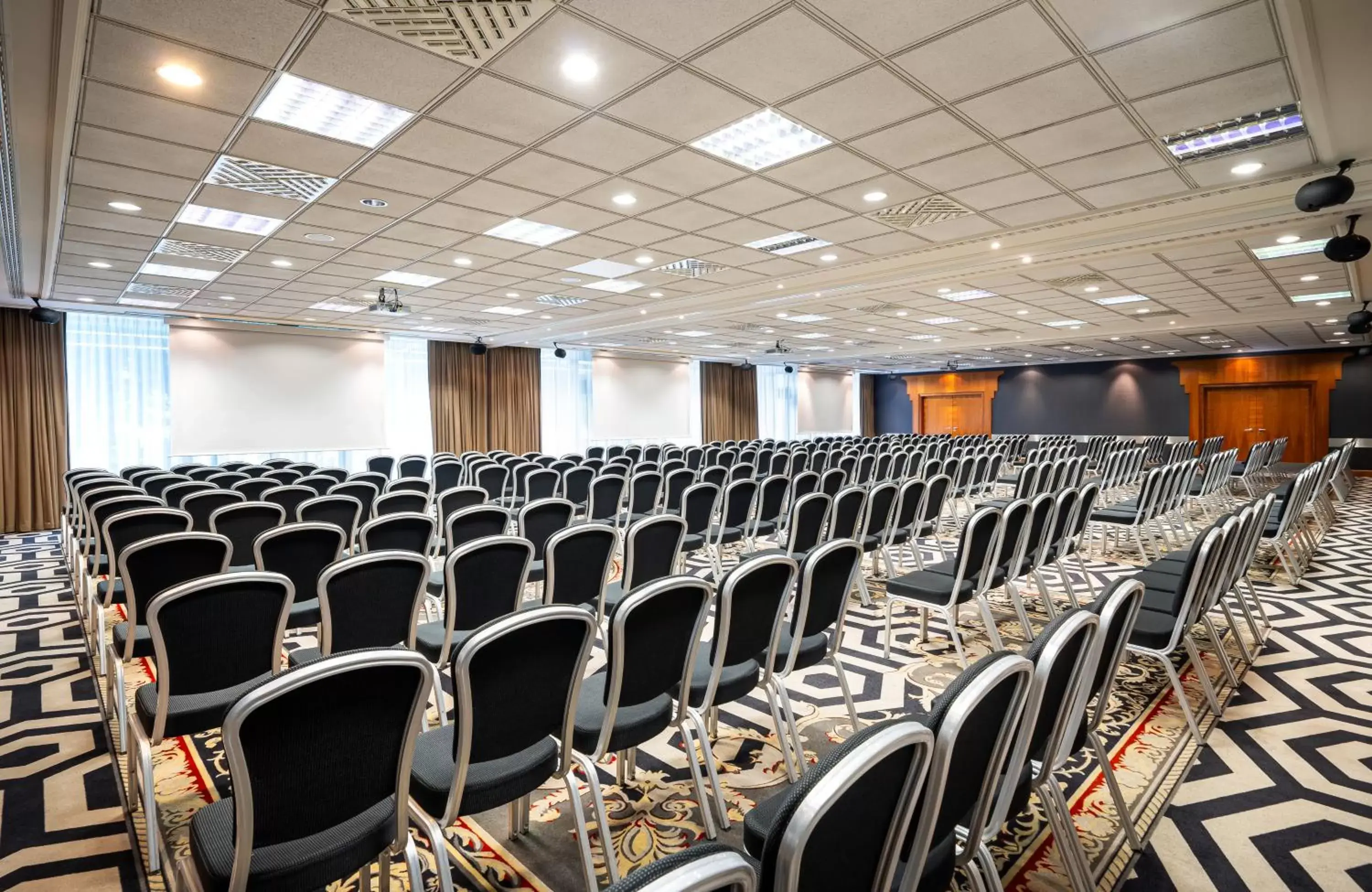 Meeting/conference room in HOTEL BERLIN KÖPENICK by Leonardo Hotels