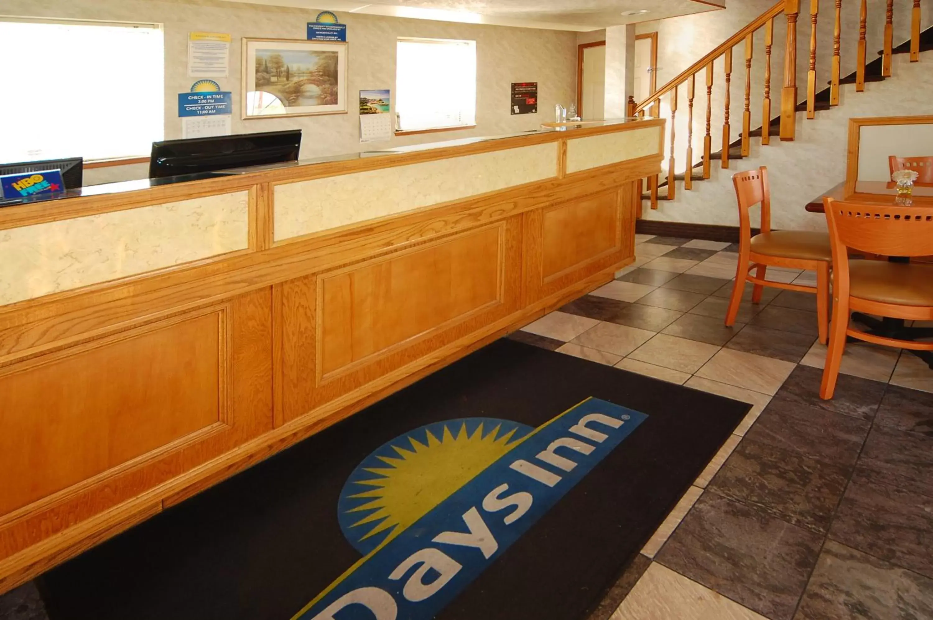Lobby or reception in Days Inn by Wyndham Bishop Lobby or reception in Days Inn by Wyndham Bishop