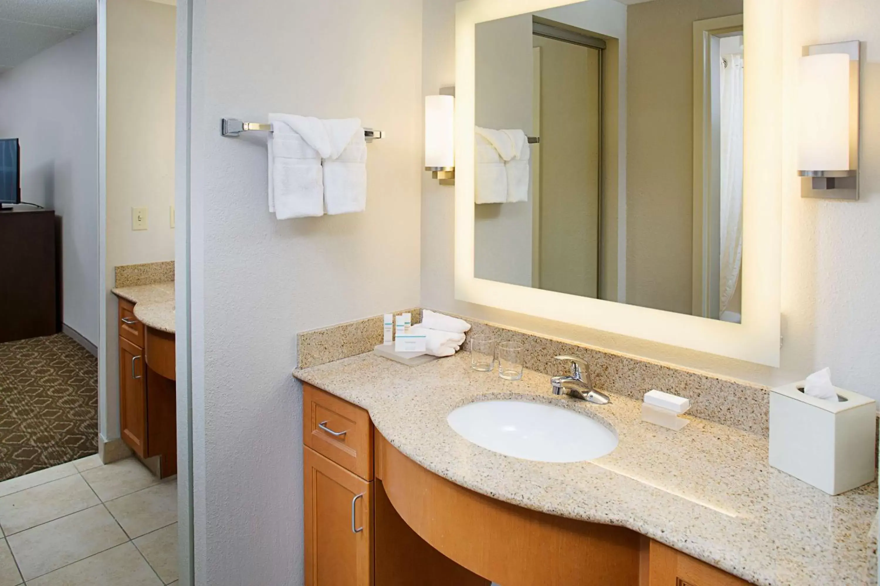Bathroom in Homewood Suites by Hilton Cleveland-Solon