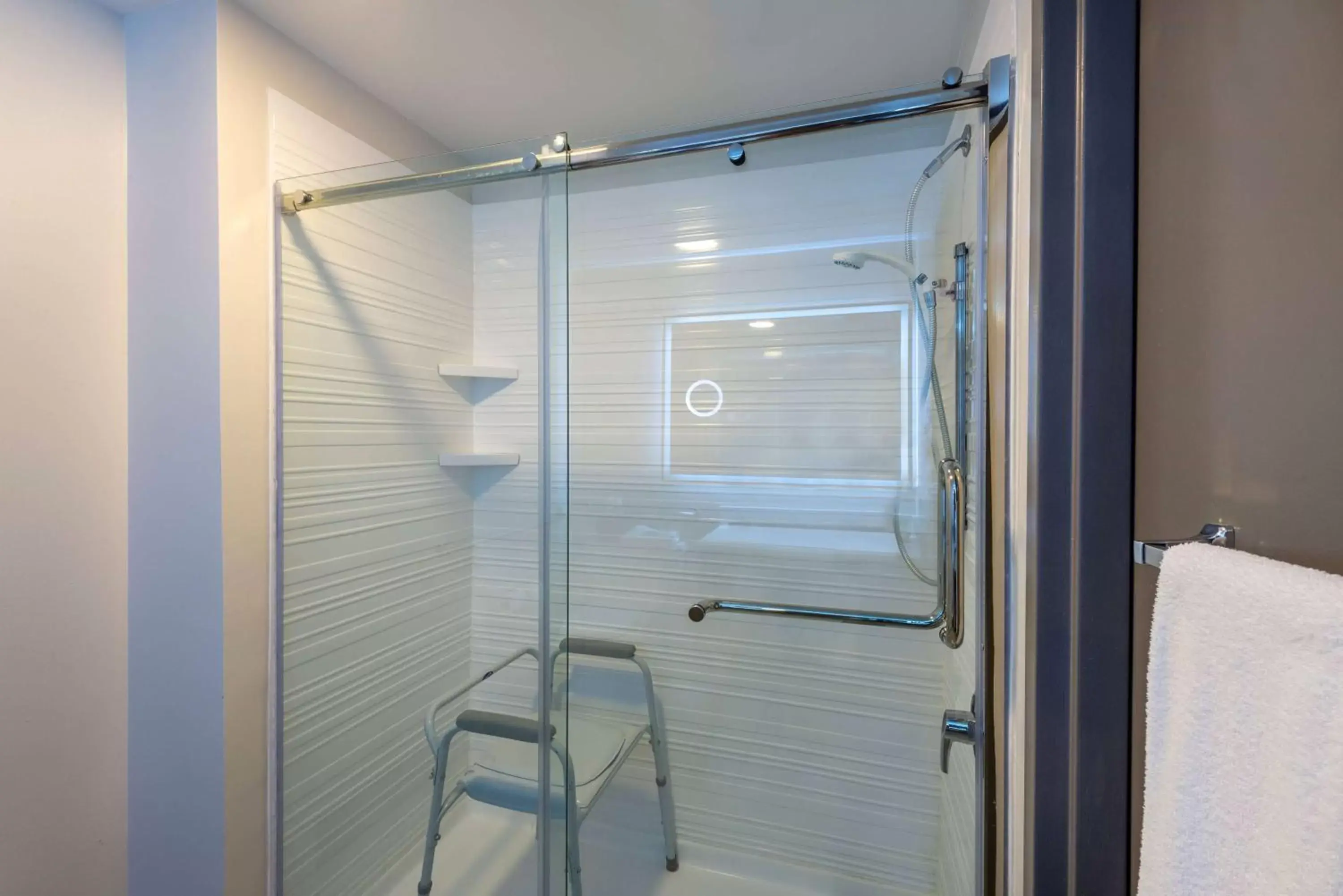 Shower, Bathroom in 41 Lakefront Hotel, Trademark Collection by Wyndham