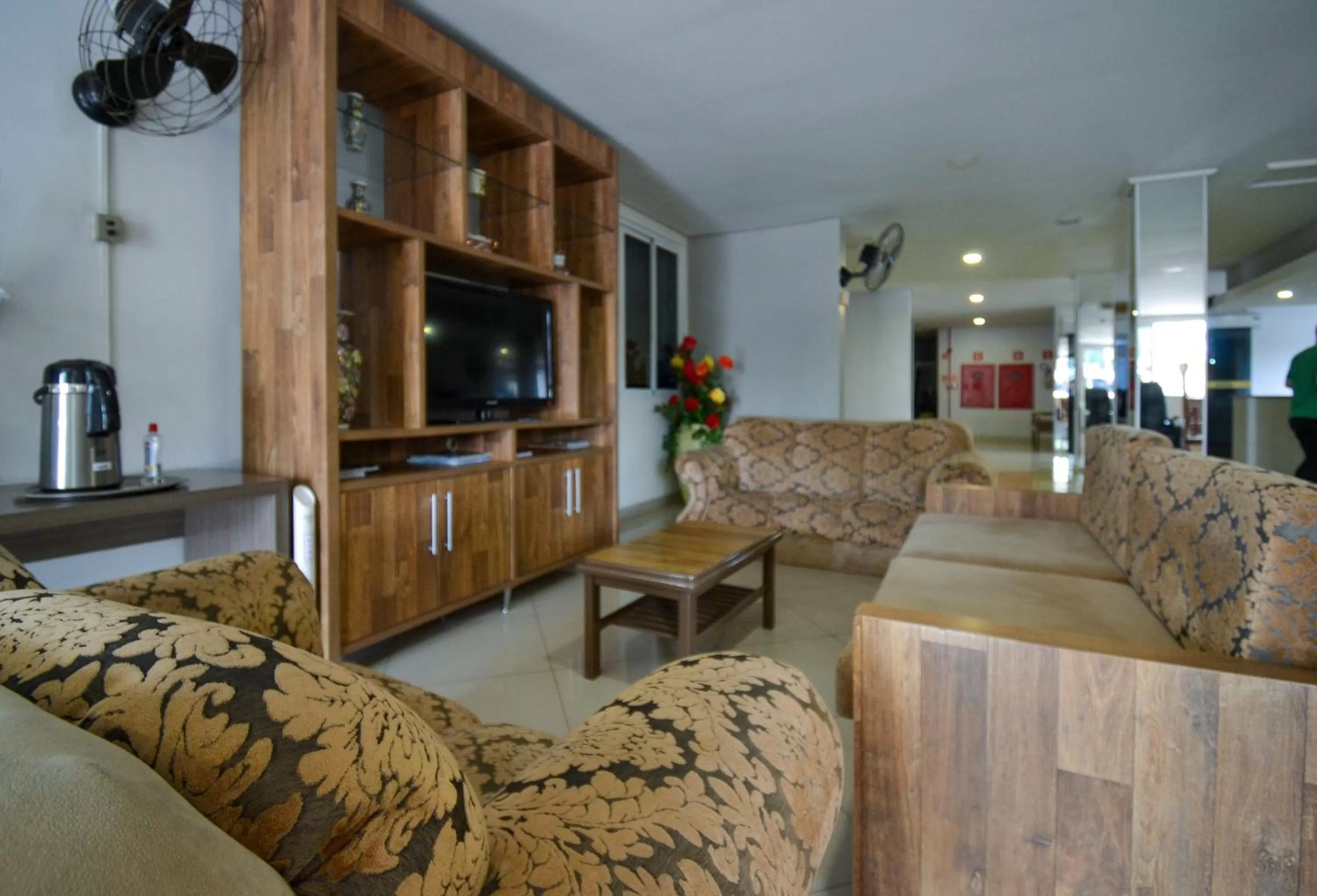 Communal lounge/ TV room in Hotel Baviera Iguassu