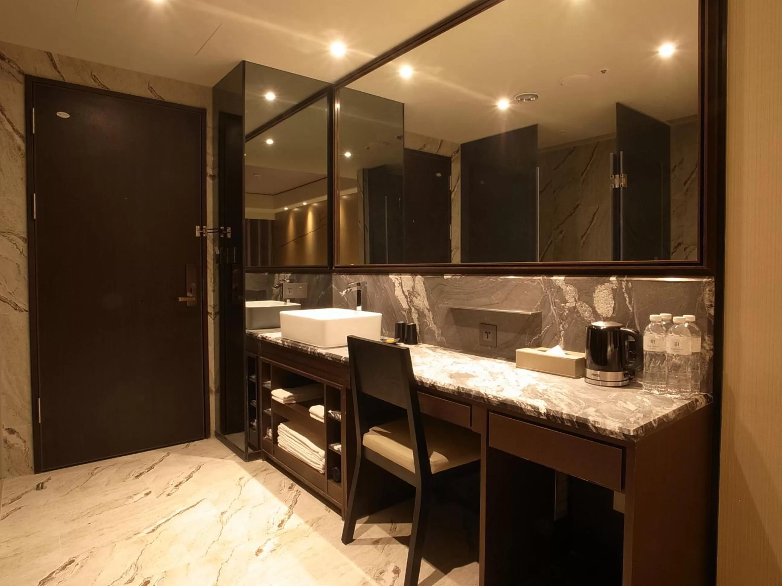 Seating area in Hotel Midtown Richardson - Kaohsiung Bo'ai