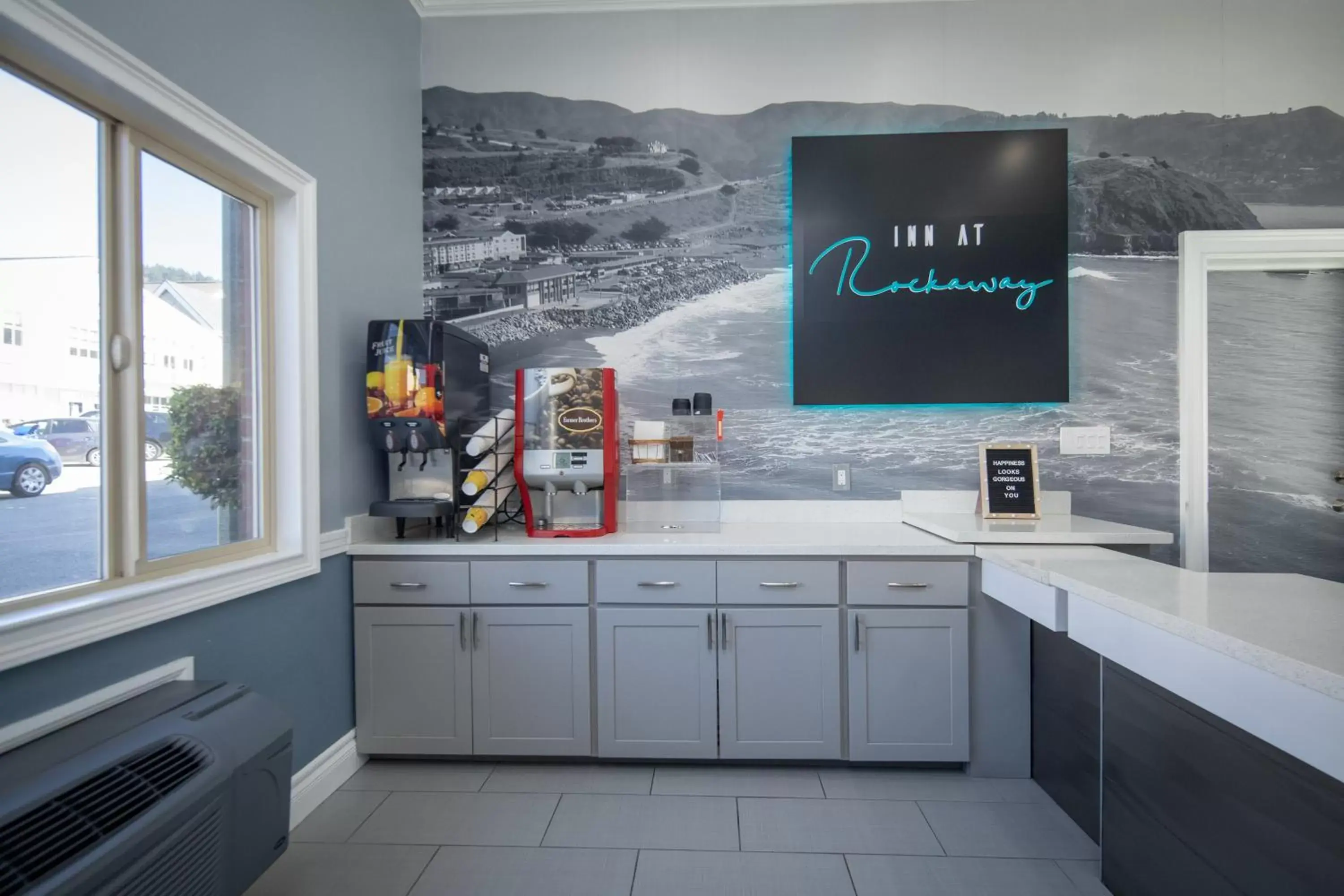 Lobby or reception in Inn at Rockaway San Francisco Pacifica Lobby or reception in Inn at Rockaway San Francisco Pacifica