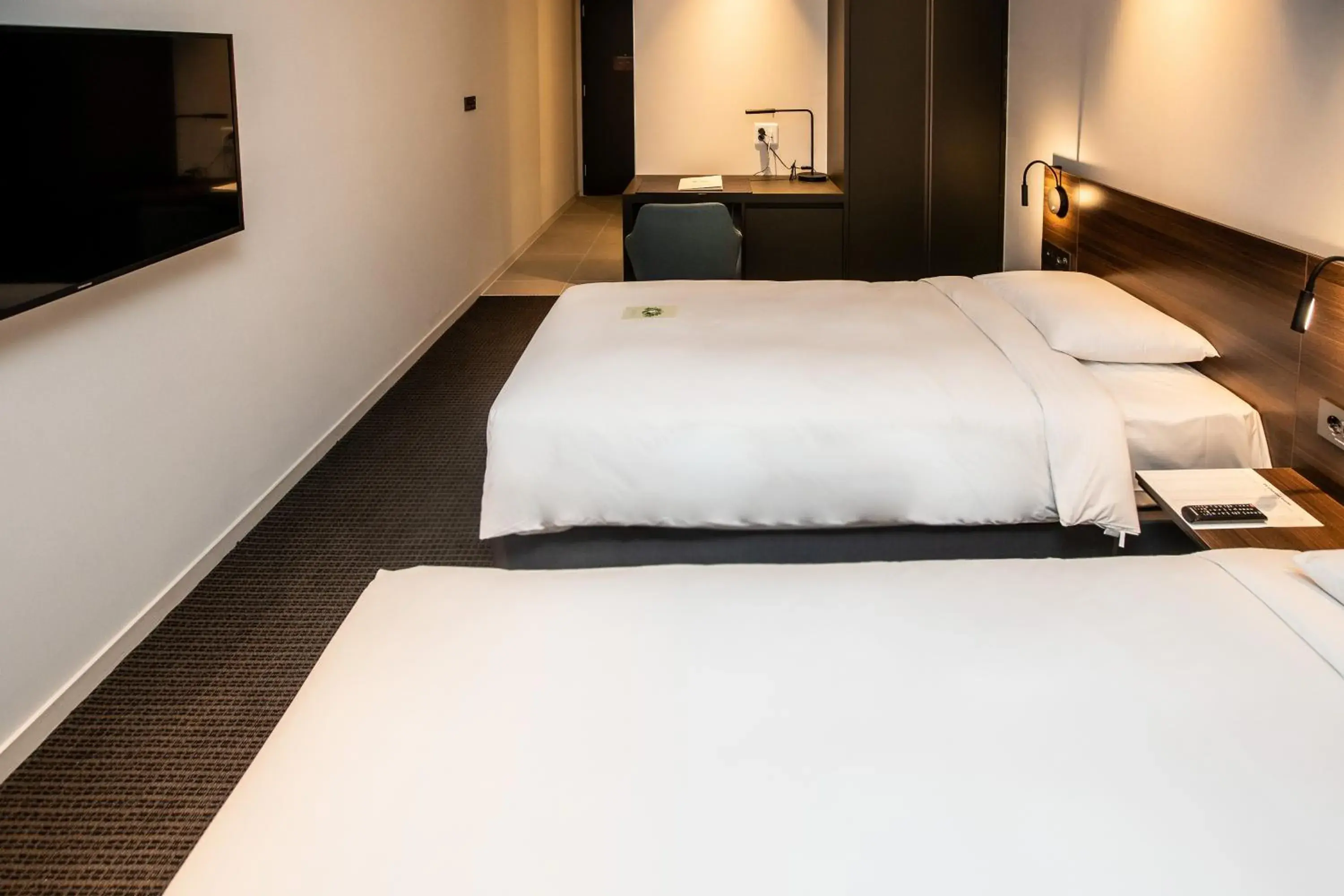 Photo of the whole room, Bed in Grab The Ocean Songdo