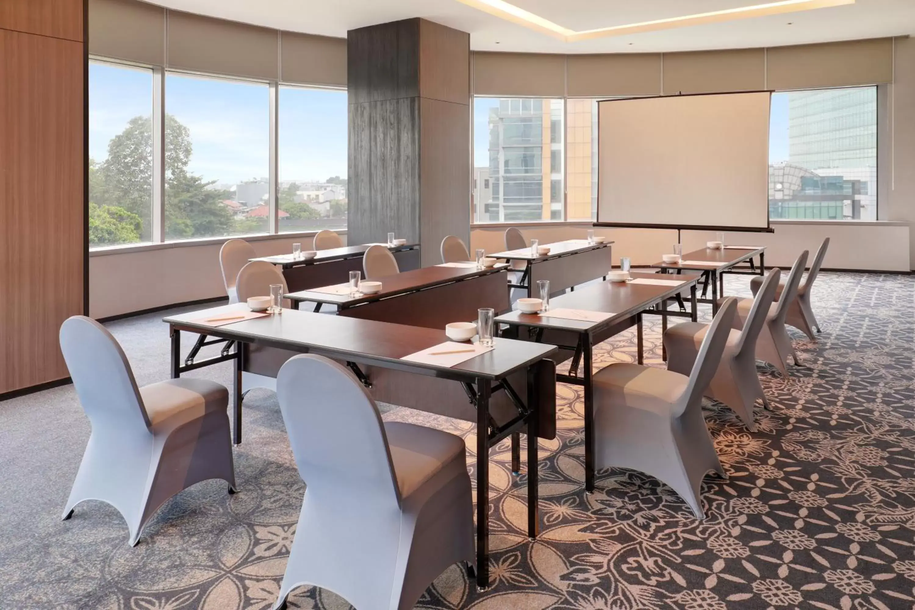 Business facilities in Mercure Jakarta Gatot Subroto