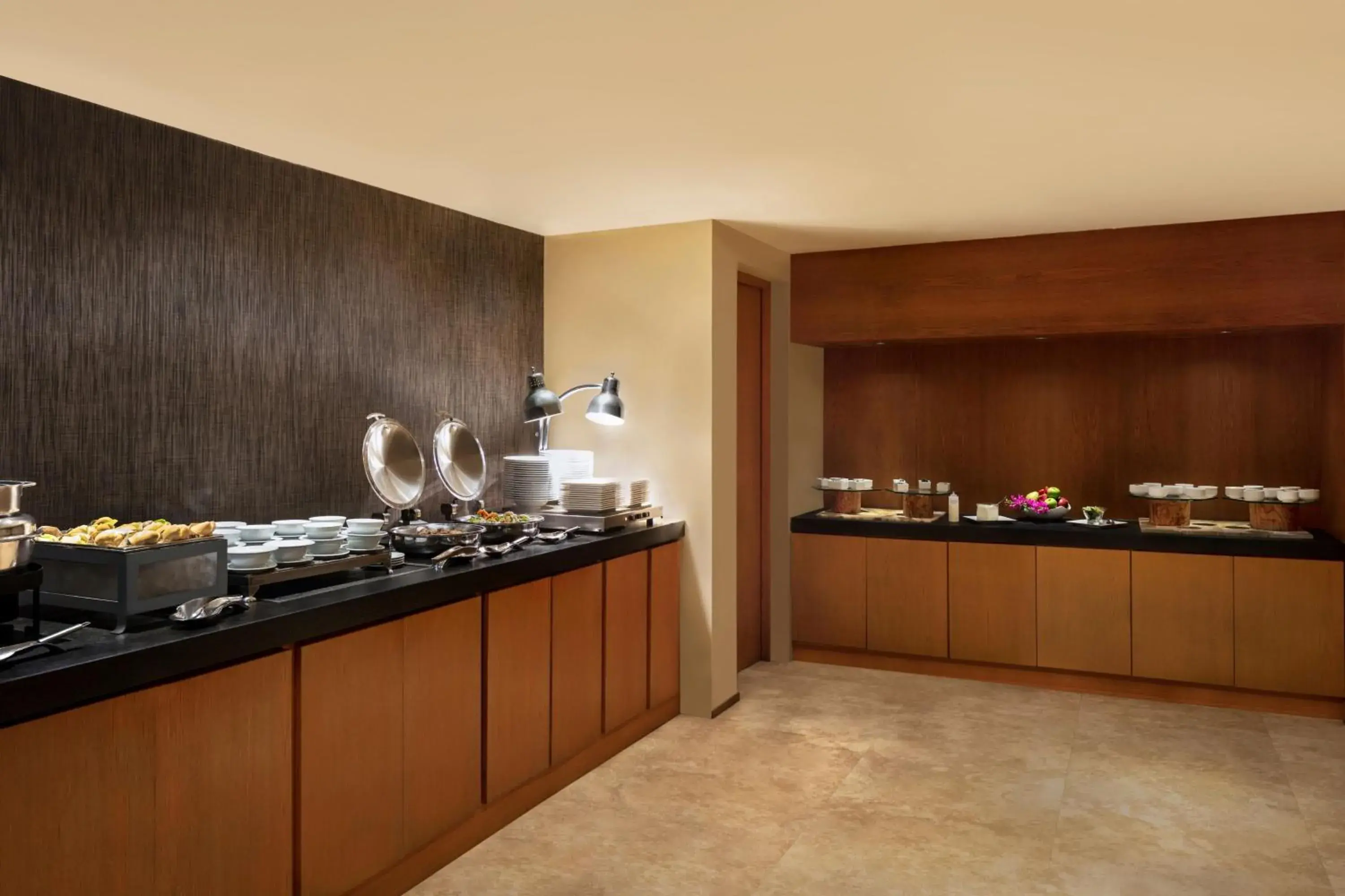 Restaurant/places to eat, Kitchen/Kitchenette in Casa Maat at JW Marriott Los Cabos Beach Resort & Spa