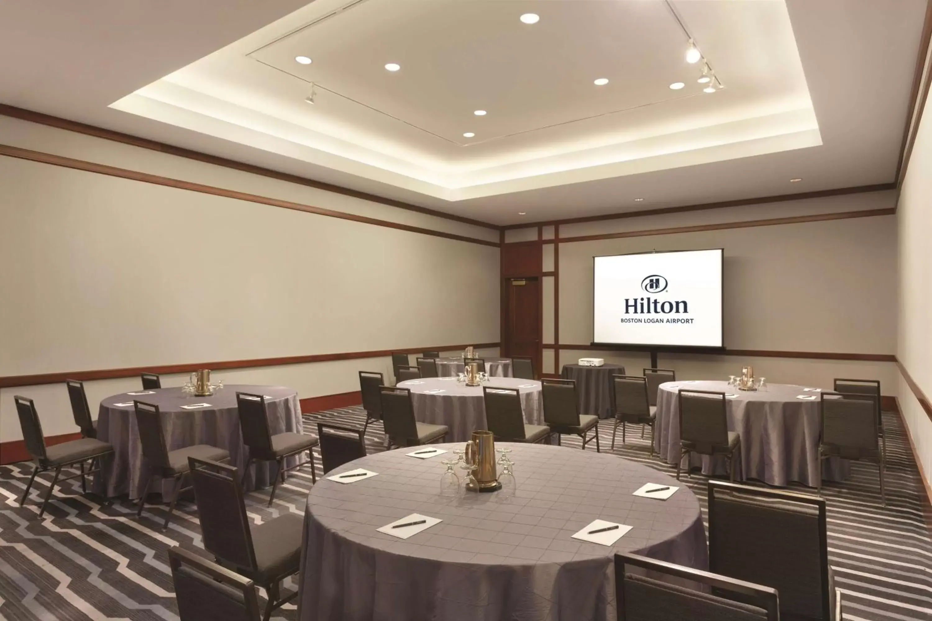 Meeting/conference room in Hilton Boston Logan Airport