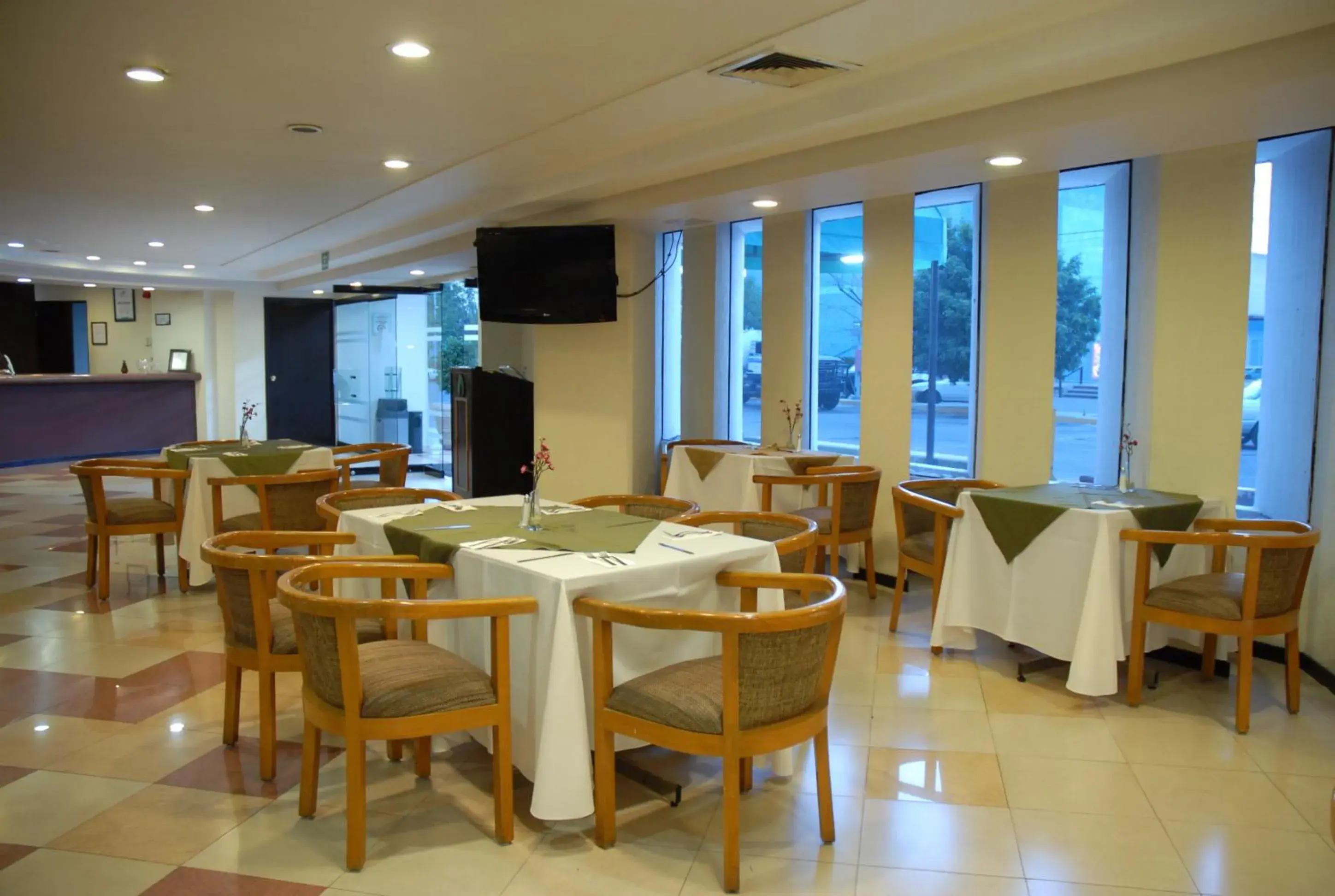 Restaurant/Places to Eat in Aranzazu Plaza Kristal Aguascalientes