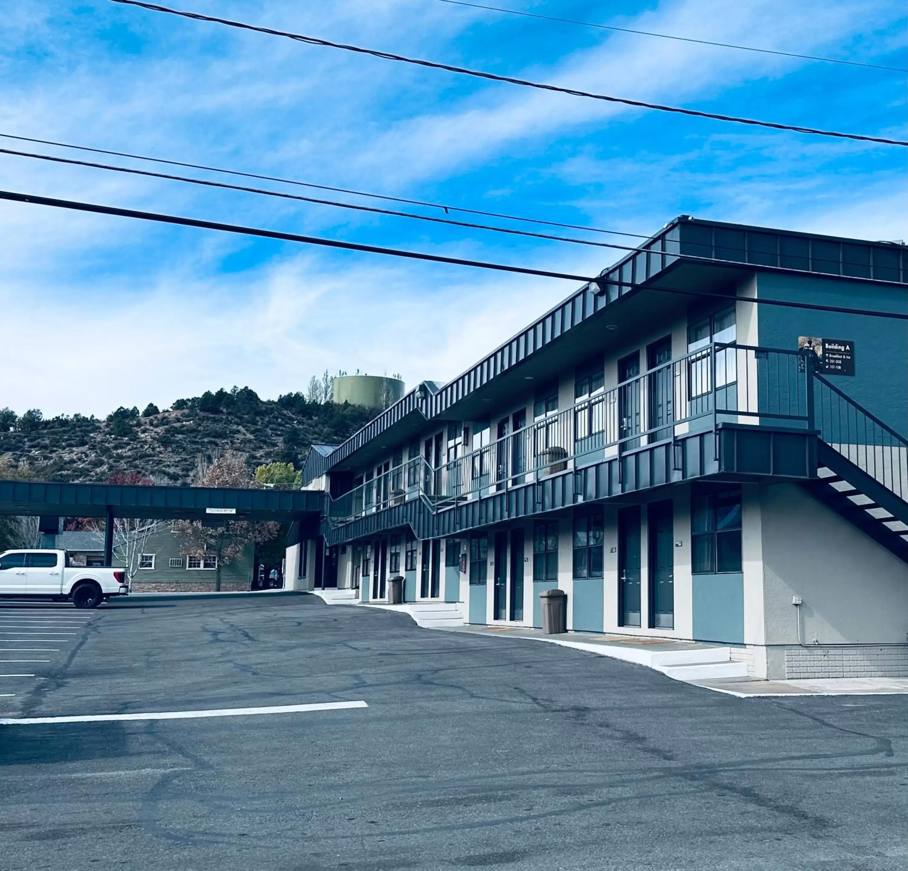 Property Building in Quality Inn Durango