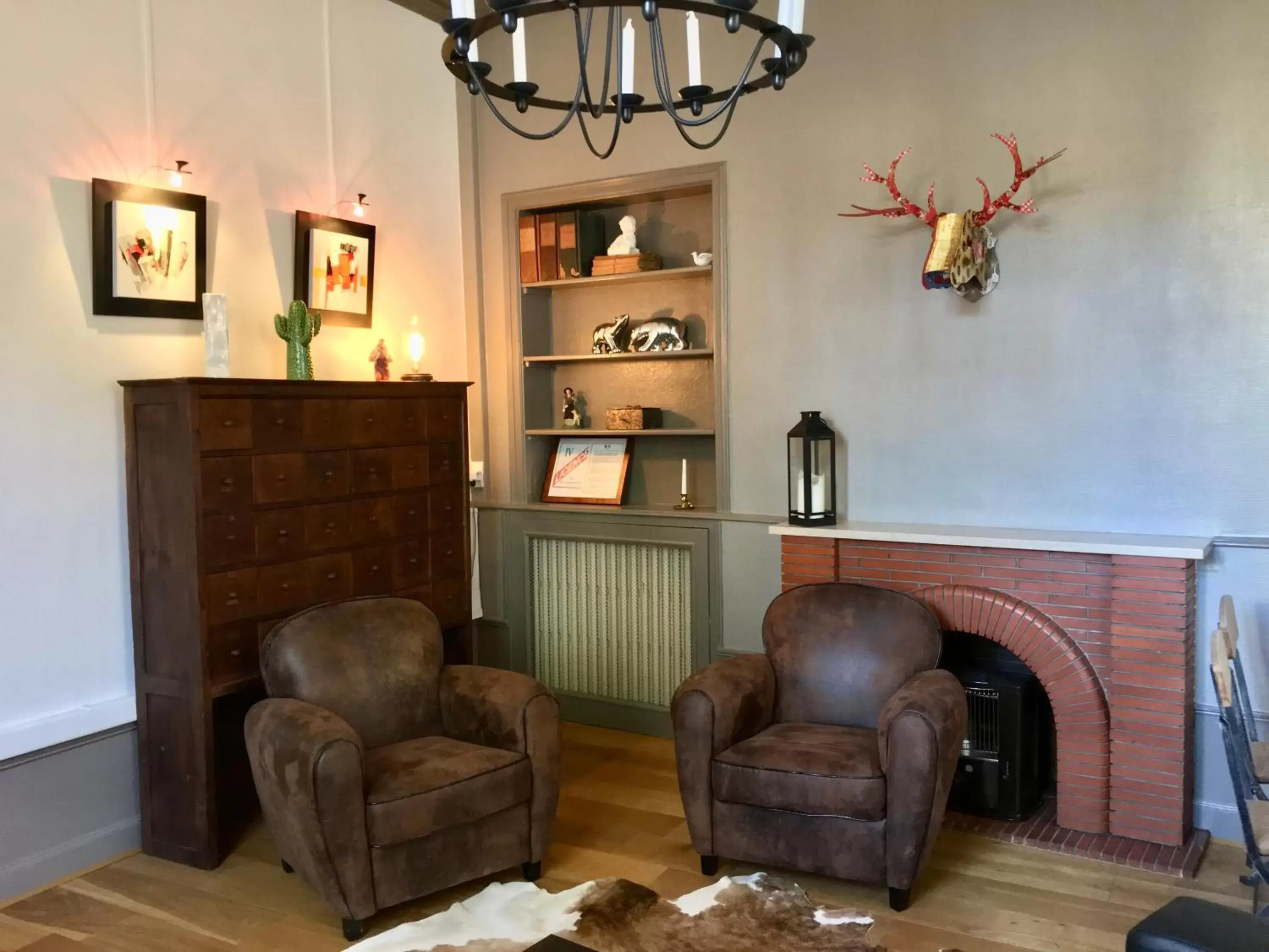 Living room, Seating Area in La Maison de famille