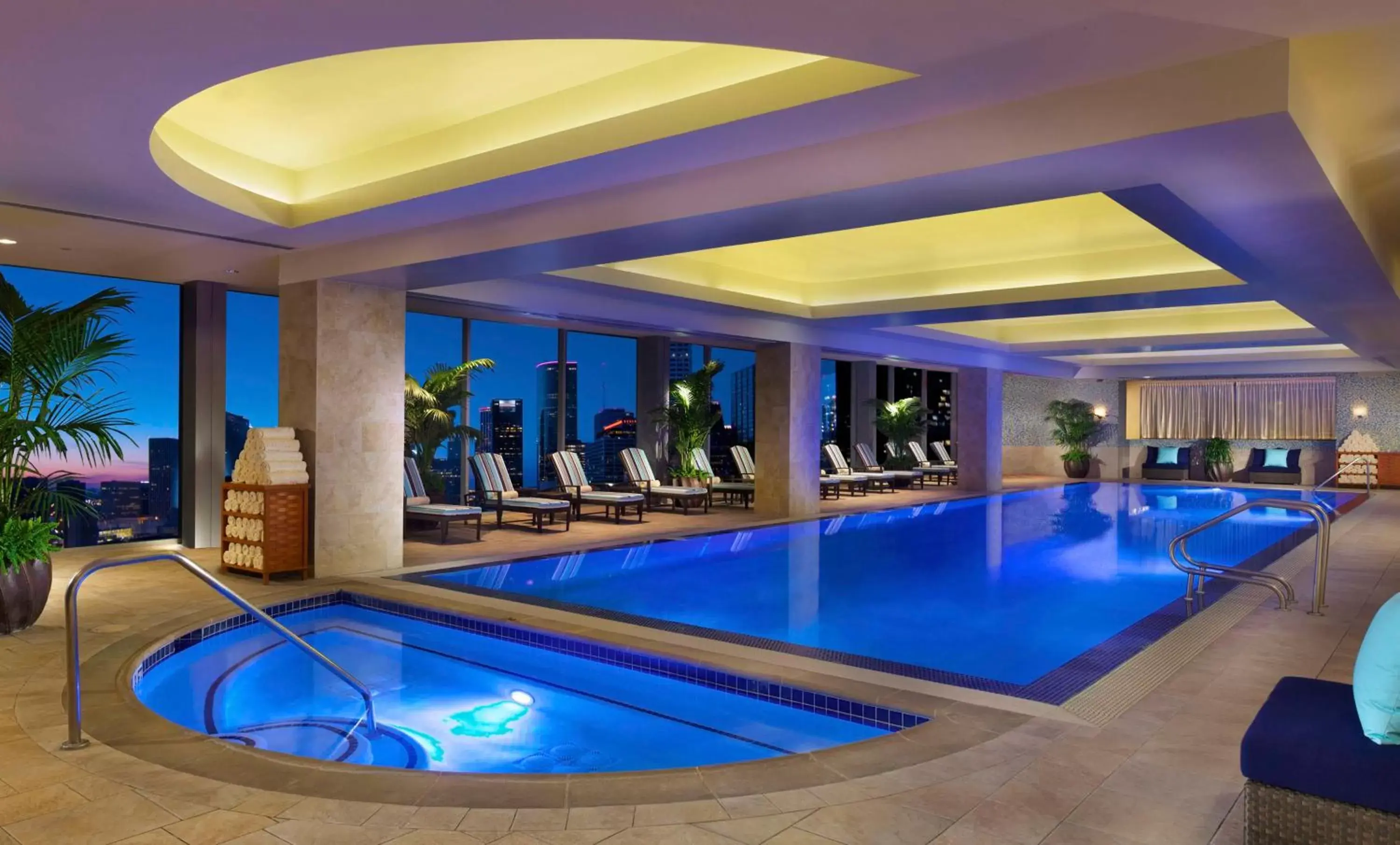 Pool view, Swimming Pool in Hilton Americas- Houston