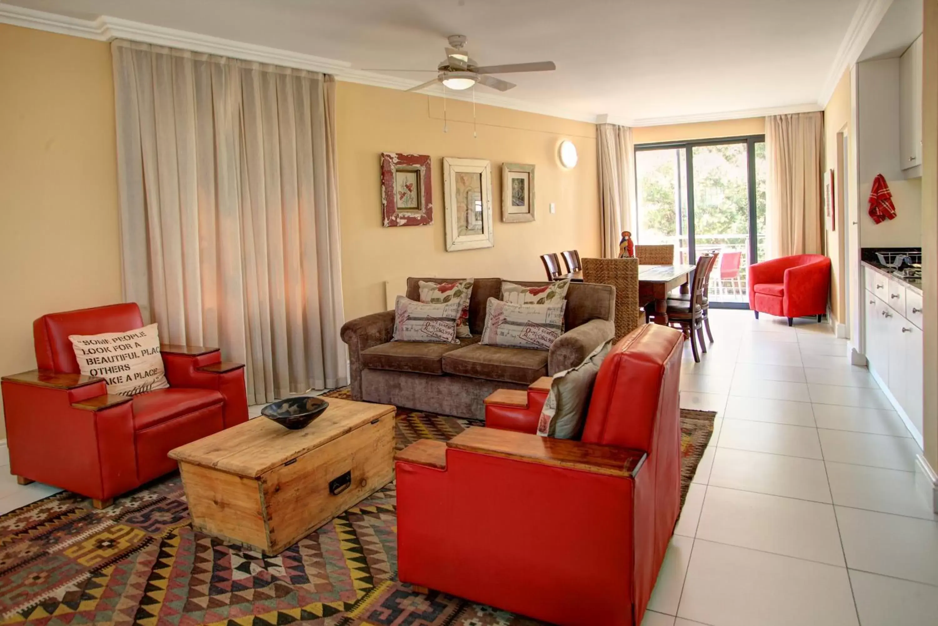 Living room, Seating Area in 17onWellington Suites