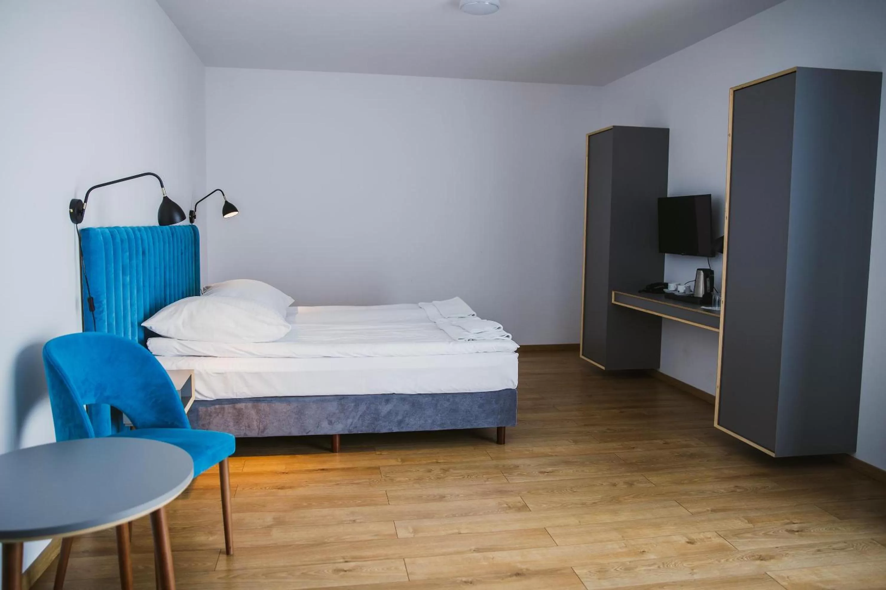 Bed in HOTEL Art Cafe