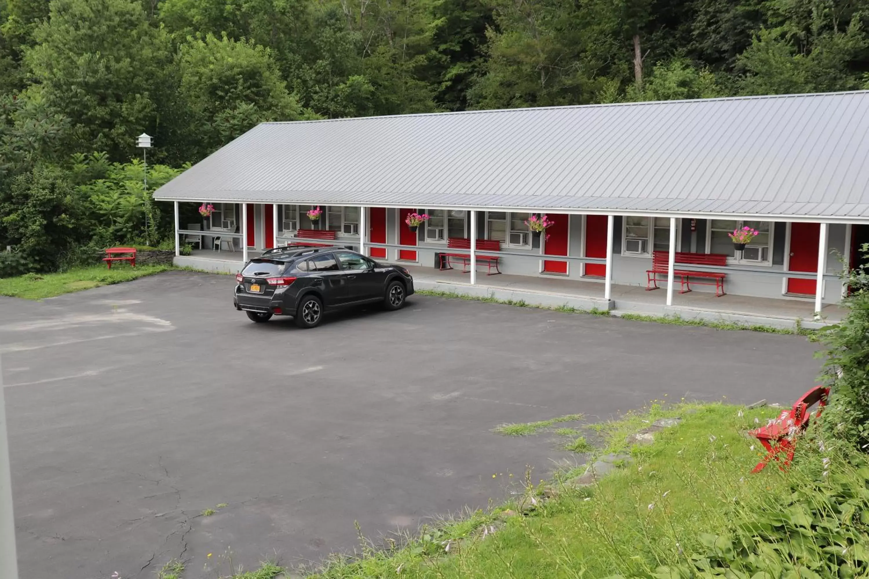 Property Building in Reynolds House inn