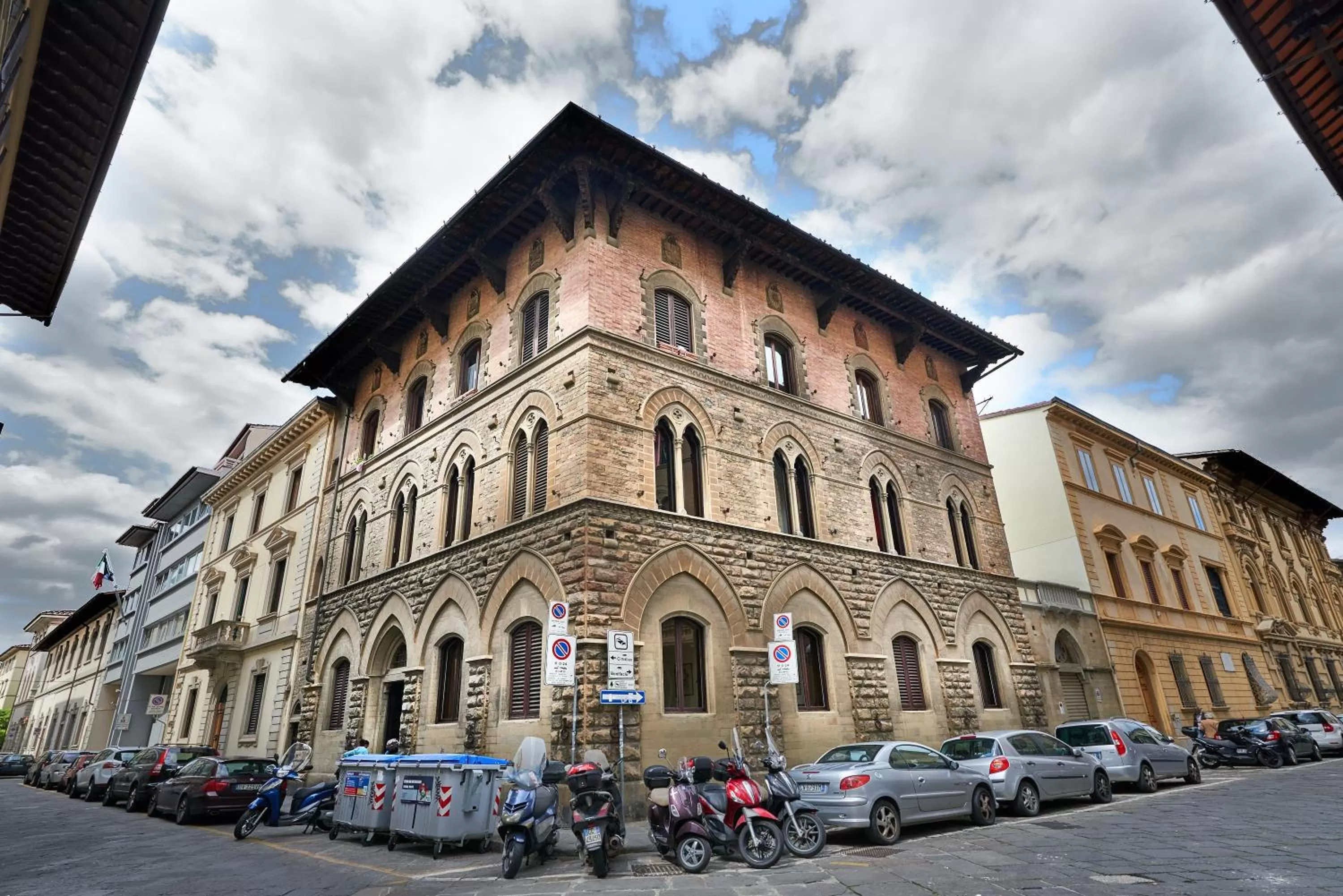 Facade/entrance in My Guest in Florence