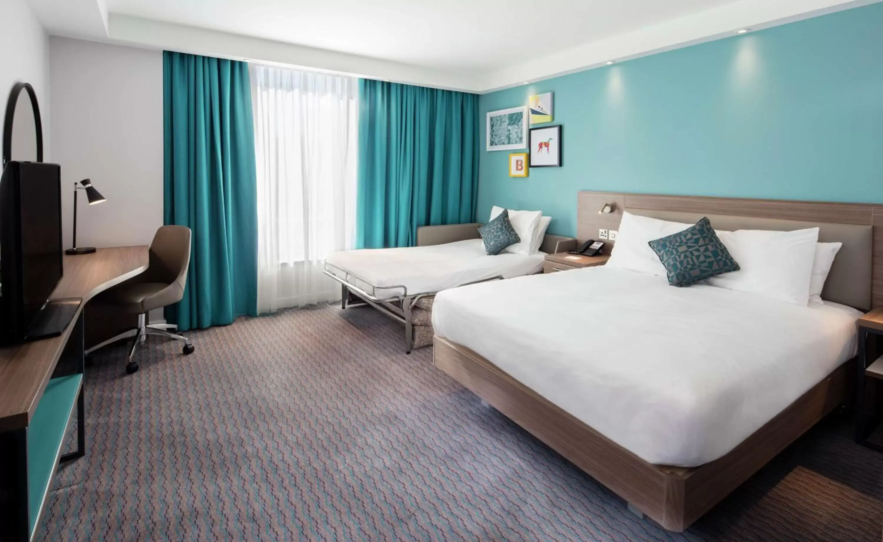 Bedroom, Bed in Hampton By Hilton Belfast City Centre