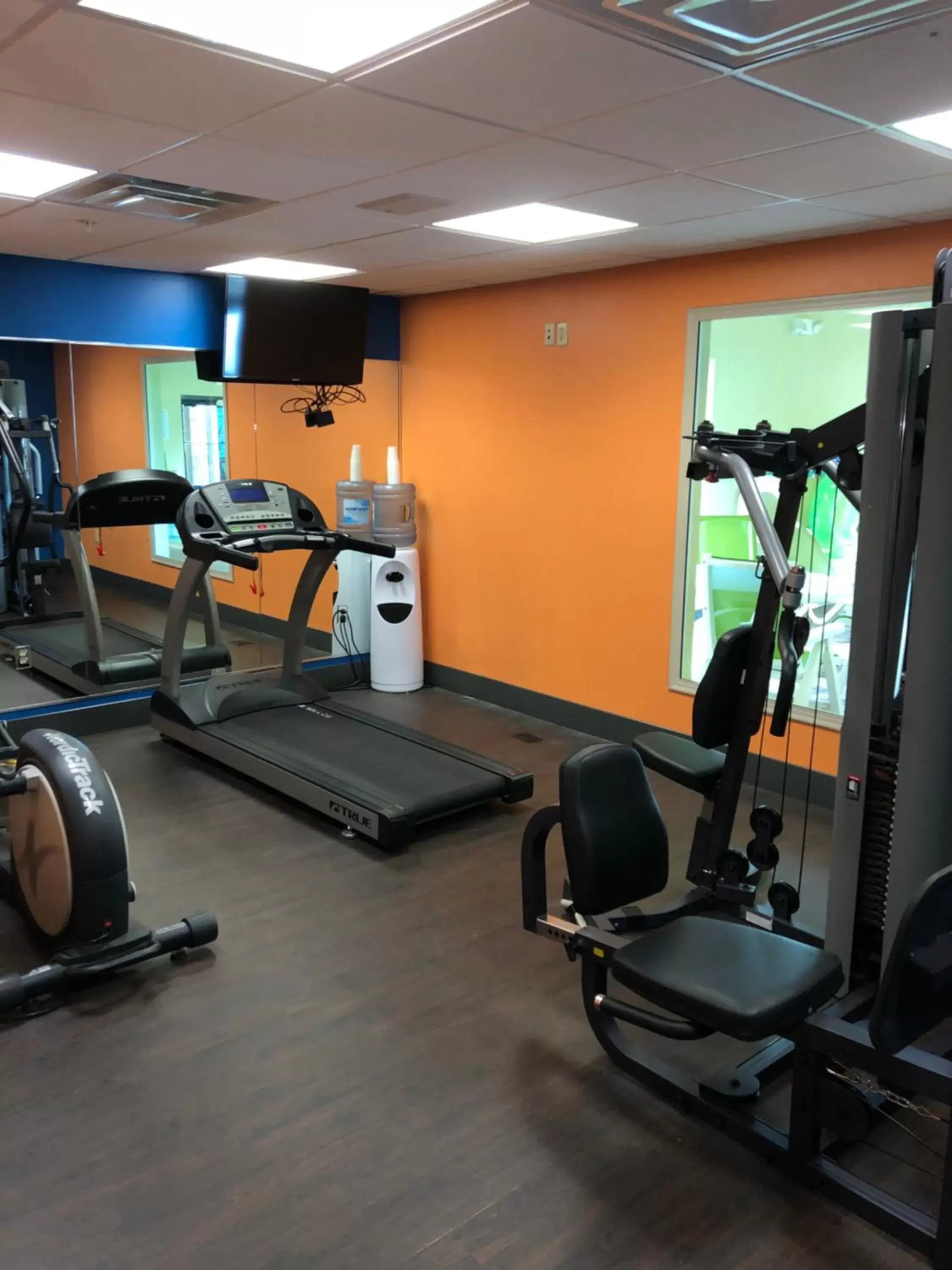 Fitness Center/Facilities in Countryview Inn & Suites