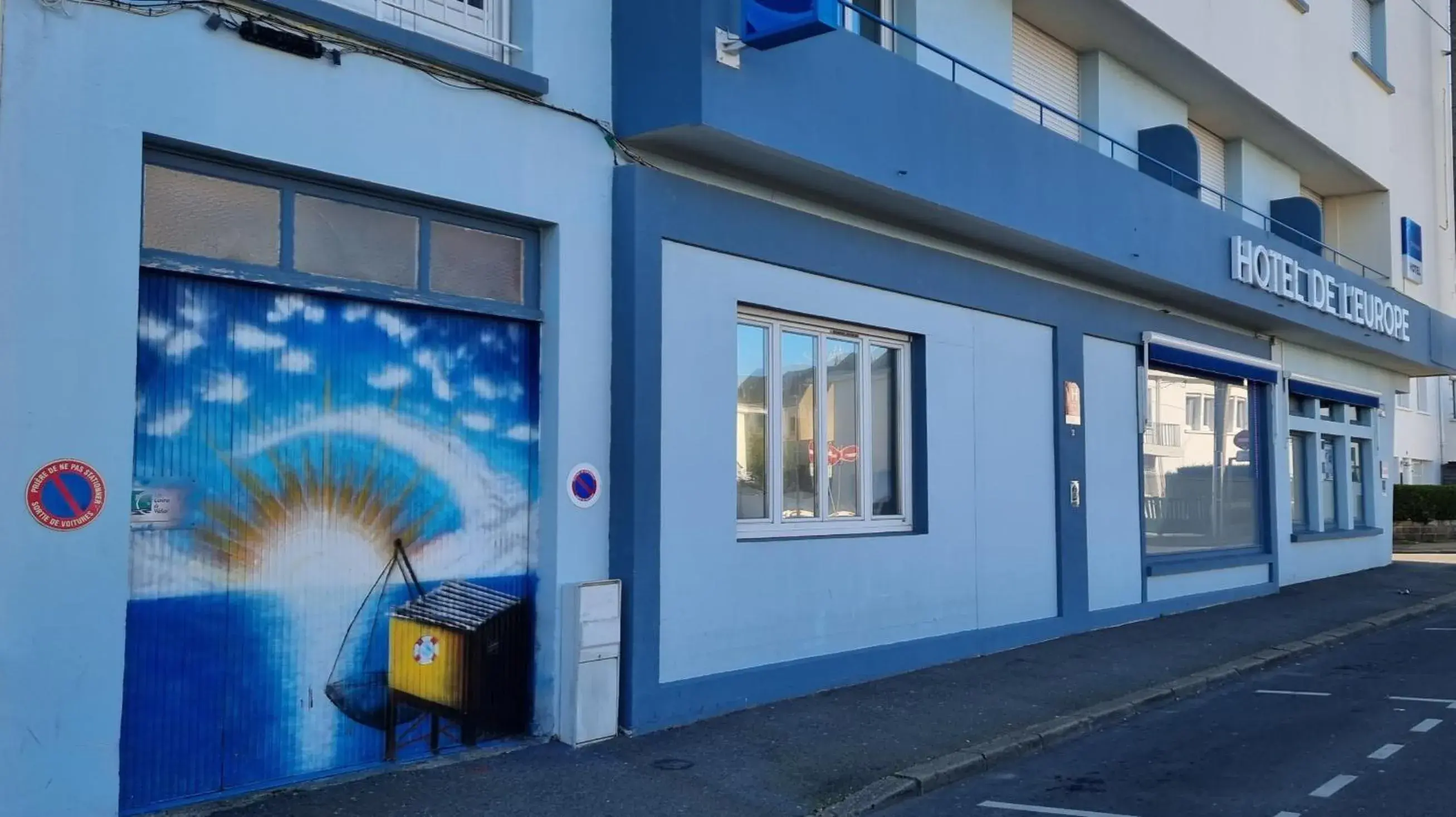 Facade/entrance in The Originals City, Hotel de l'Europe, Saint-Nazaire