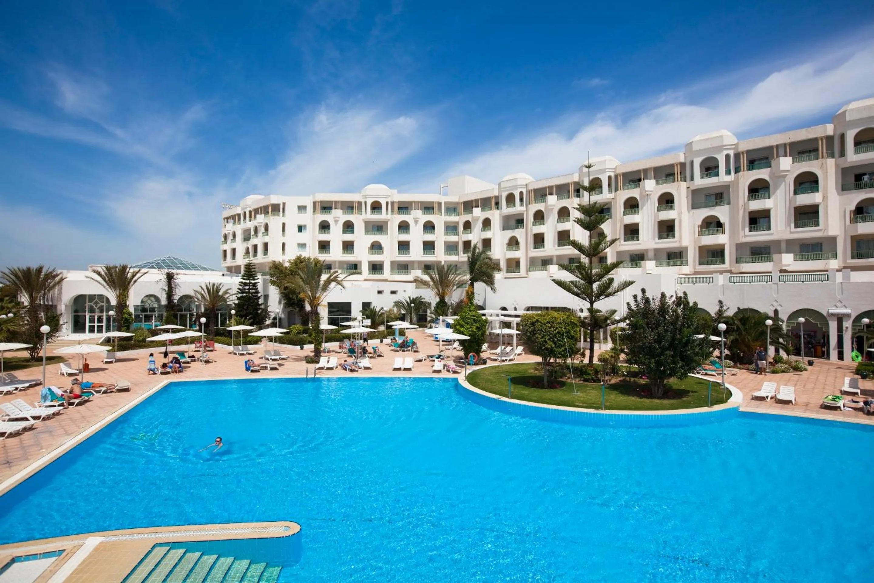 Swimming pool in El Mouradi Hammamet