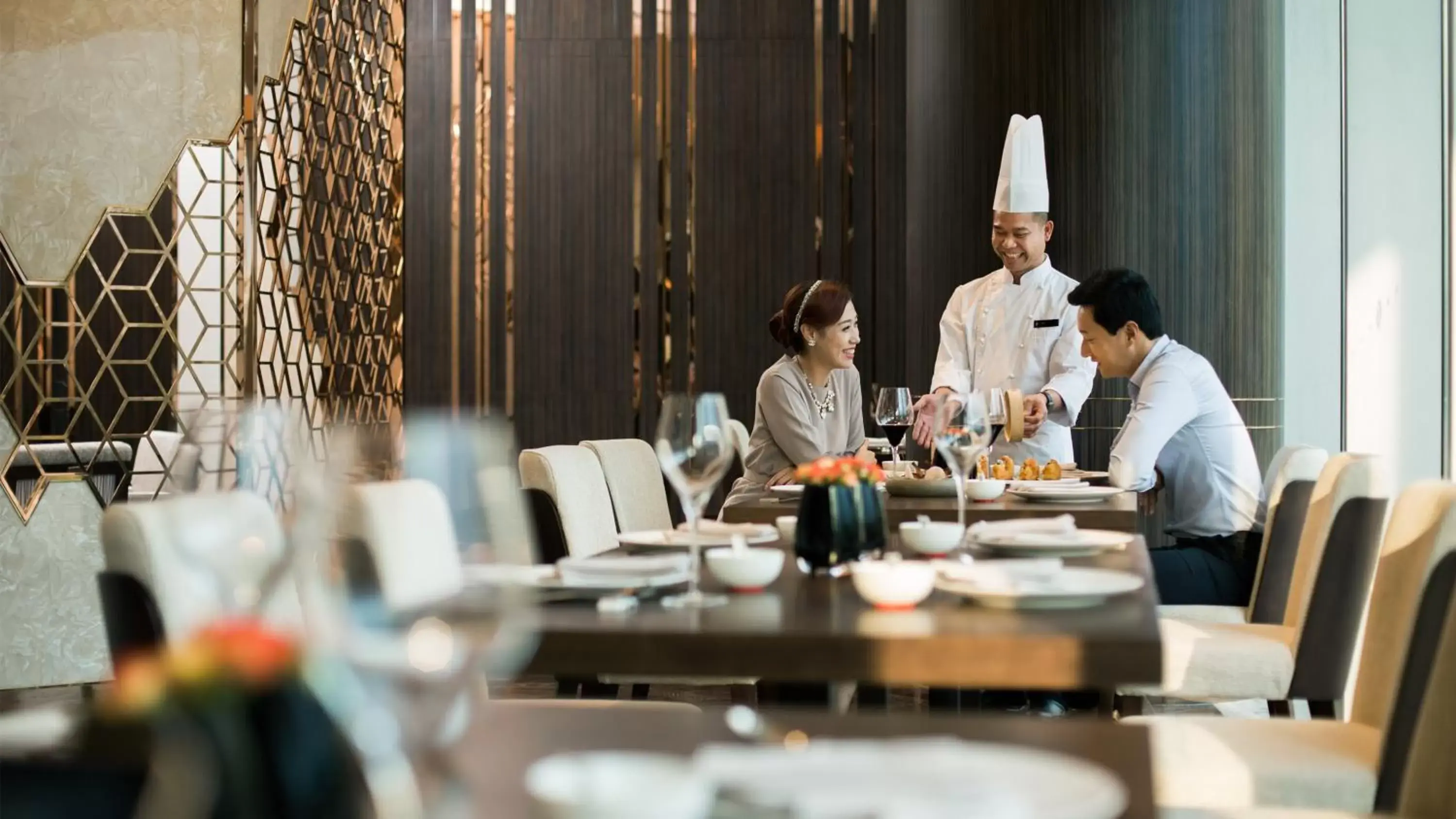 Restaurant/places to eat in InterContinental Shanghai Hongqiao NECC by IHG Restaurant/places to eat in InterContinental Shanghai Hongqiao NECC by IHG