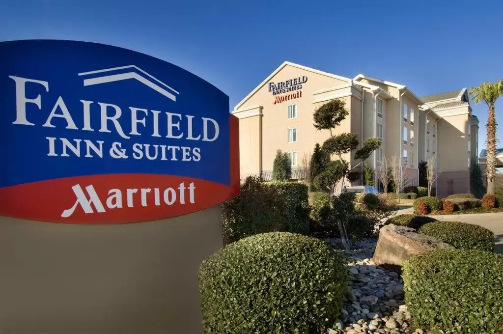 Property Building in Fairfield Inn & Suites by Marriott Waco North