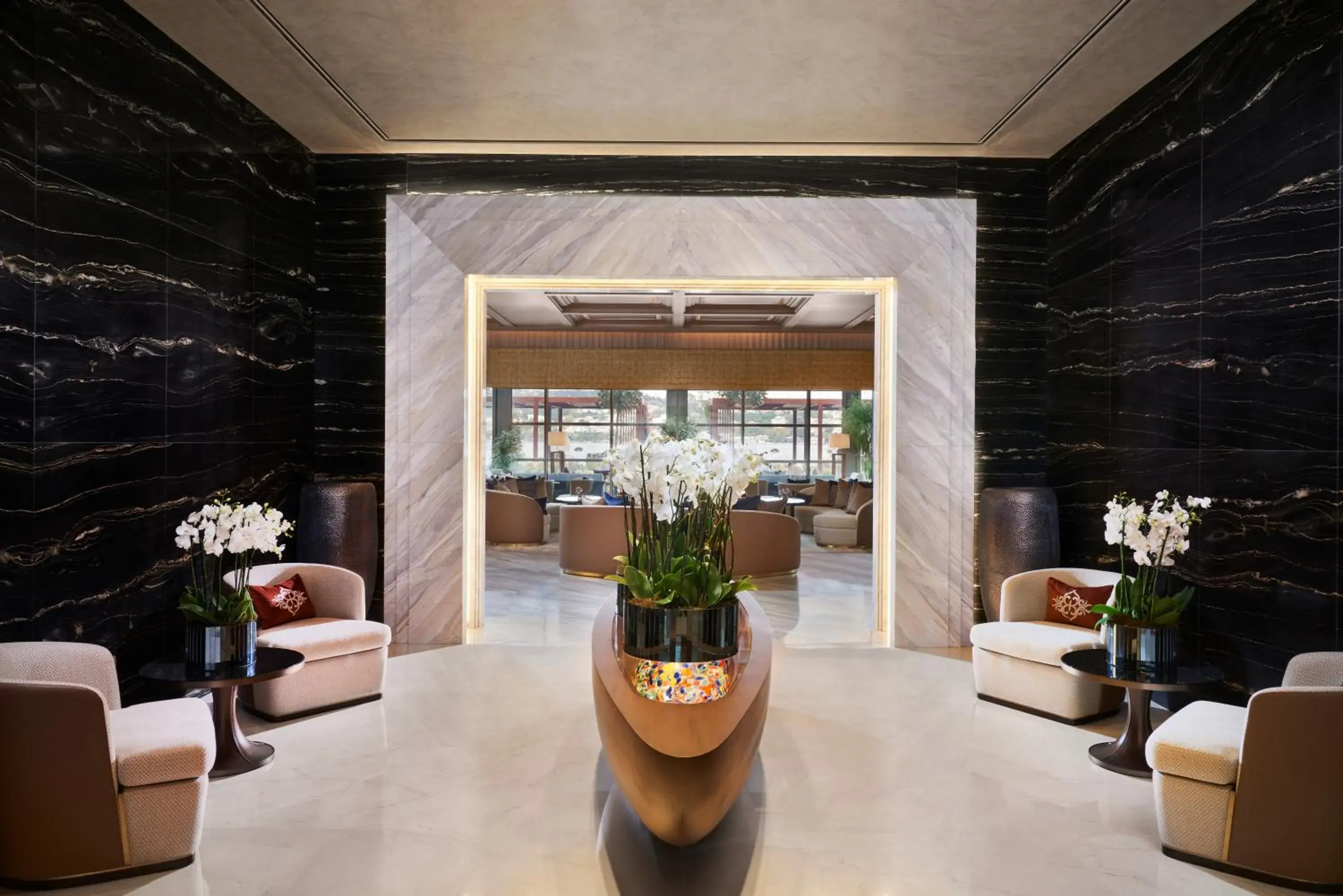Lounge or bar, Lobby/Reception in Mandarin Oriental Bosphorus, Istanbul