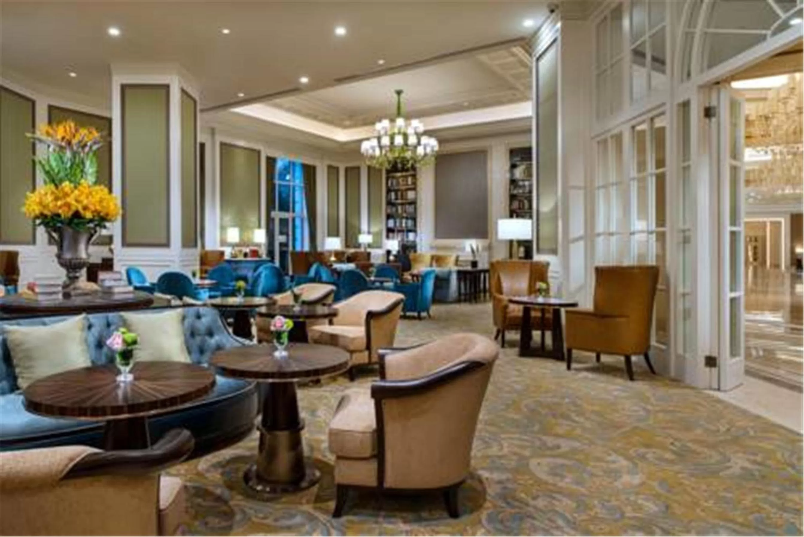 Restaurant/places to eat in Sofitel Shanghai Hongqiao