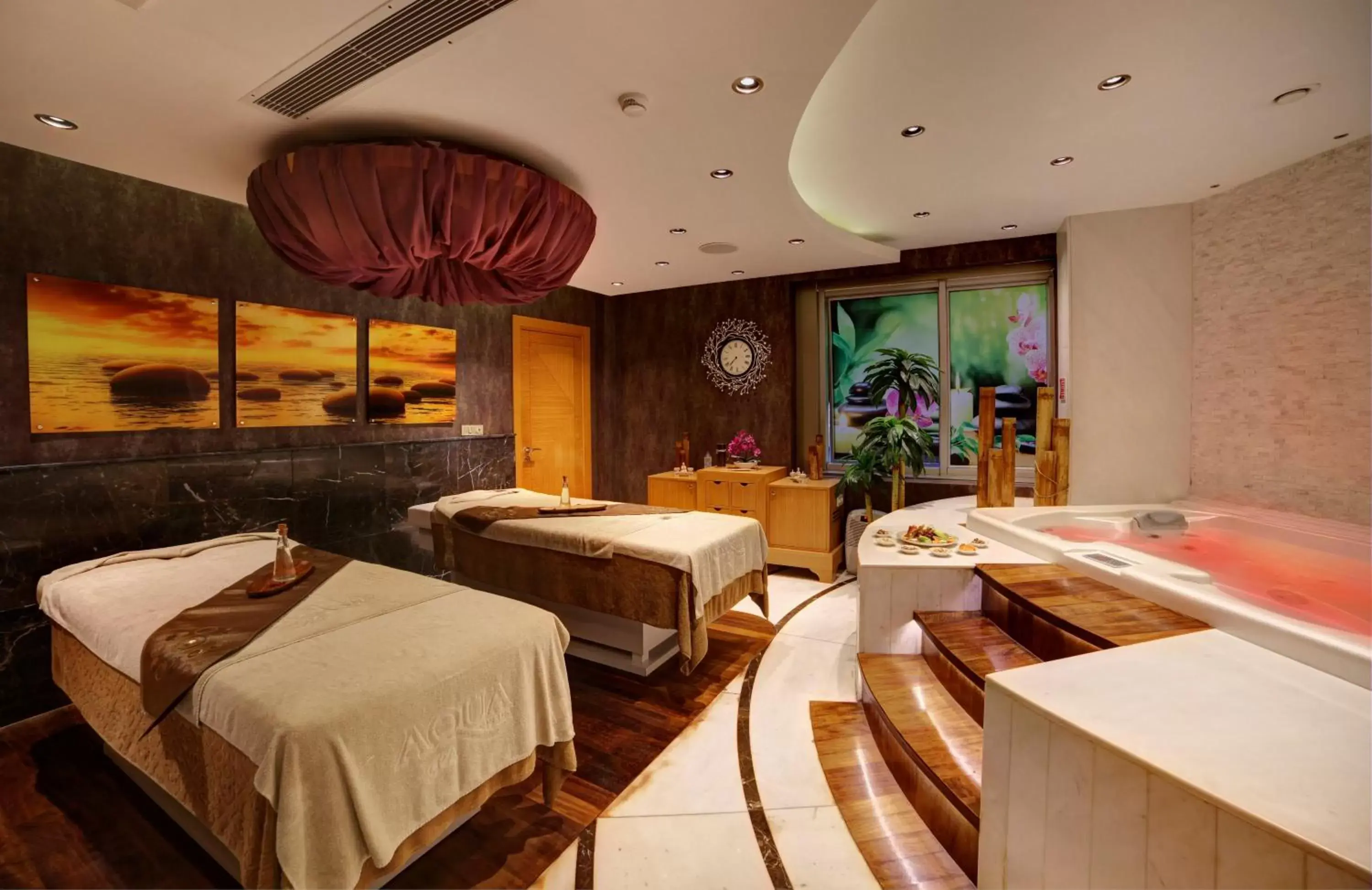 Spa and wellness centre/facilities, Restaurant/Places to Eat in Veyron Hotels & SPA