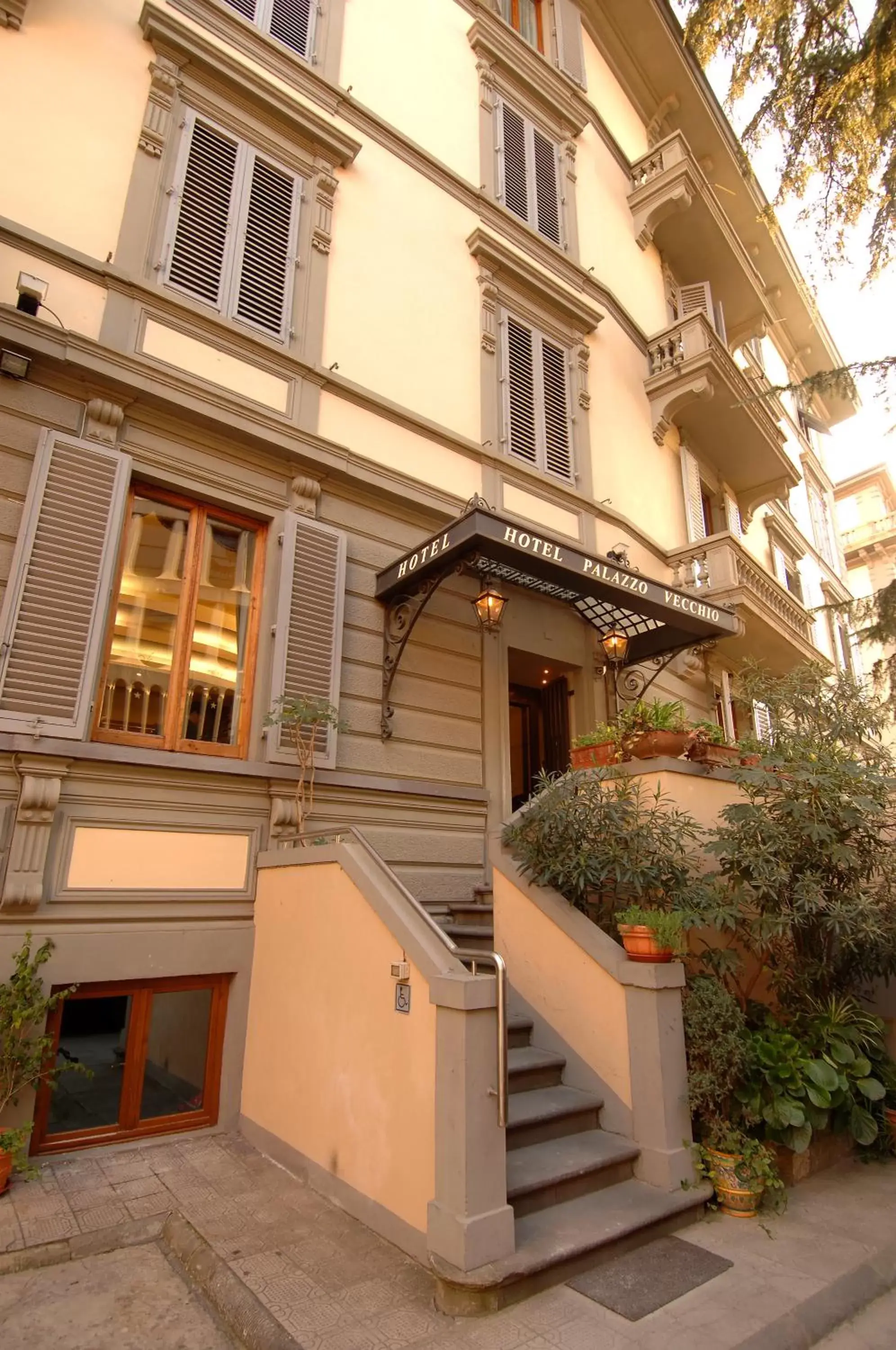 Facade/entrance, Property Building in Hotel Palazzo Vecchio