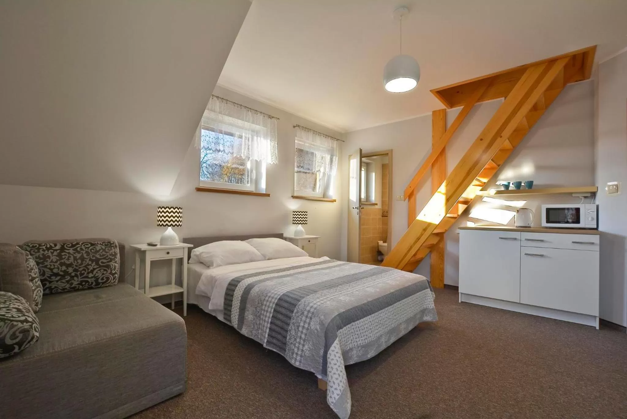 Triple Room with Private Bathroom in ApartamentyKudowa - Willa Pod Dębami z ogrodem i parkingiem,