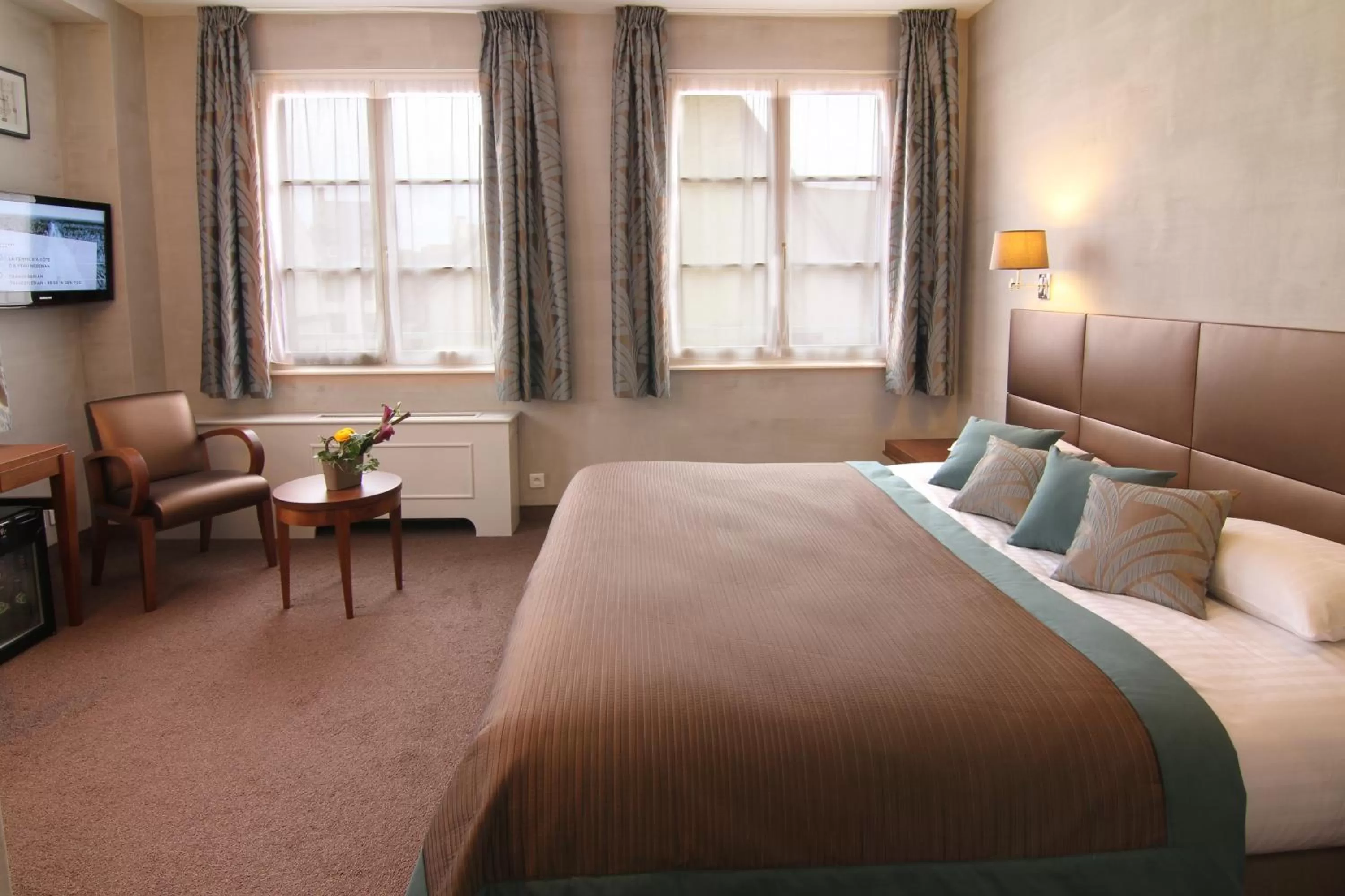 Spring, Bed in Hotel Beaucour