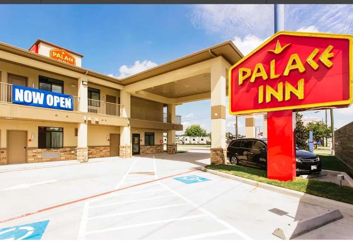 Palace Inn