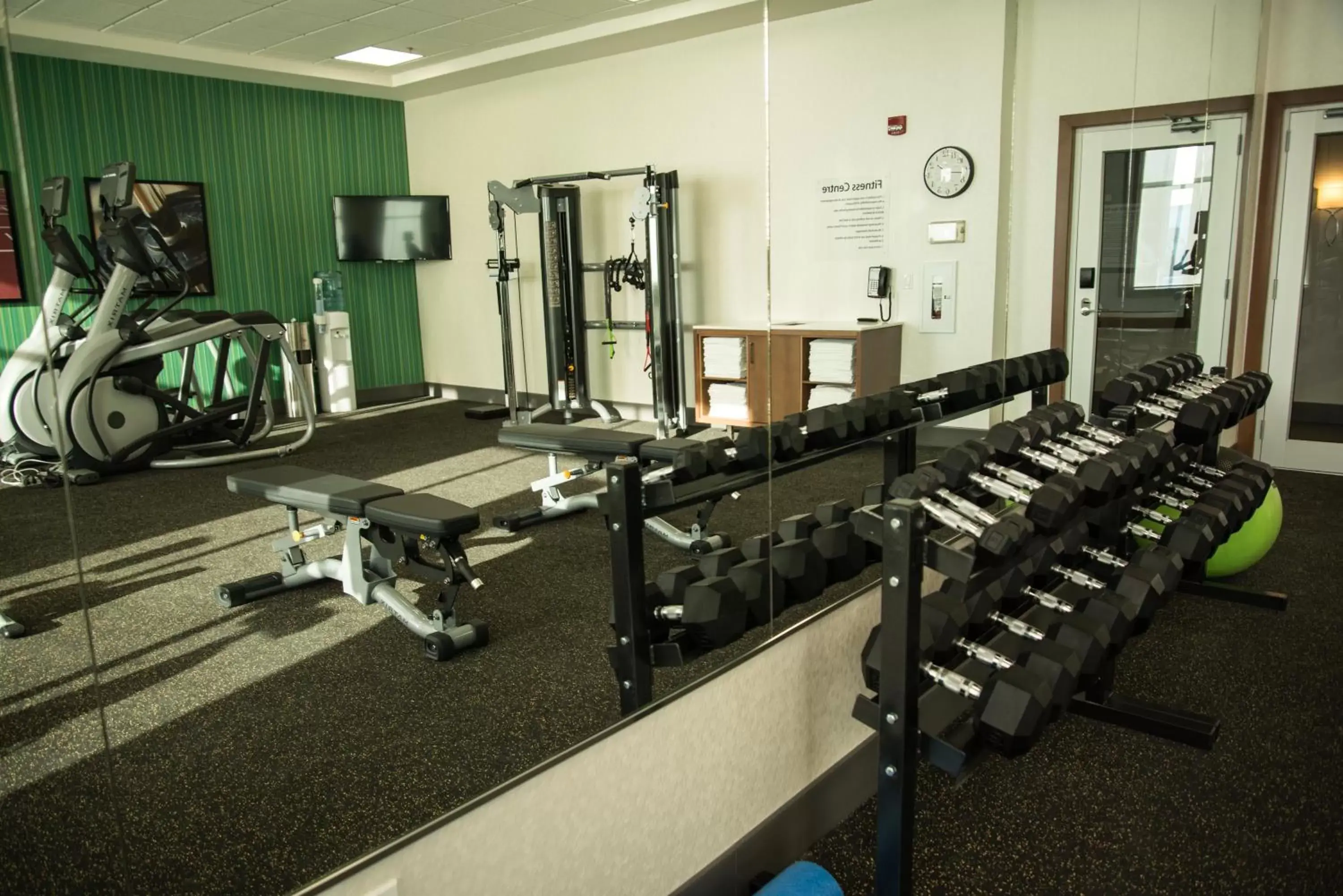 Fitness centre/facilities, Fitness Center/Facilities in Holiday Inn Express & Suites - West Edmonton-Mall Area, an IHG Hotel