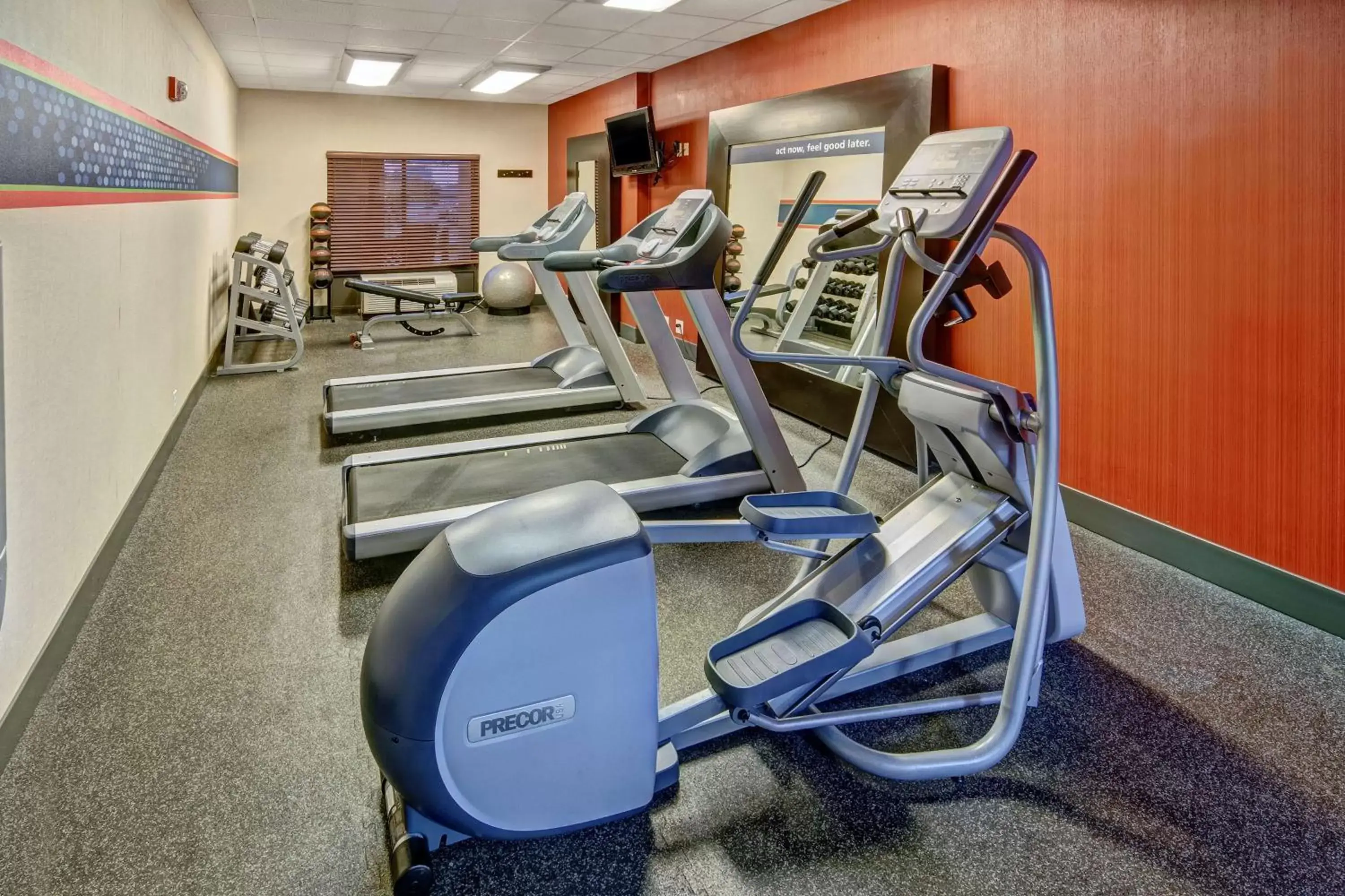 Fitness centre/facilities, Fitness Center/Facilities in Hampton Inn Batesville