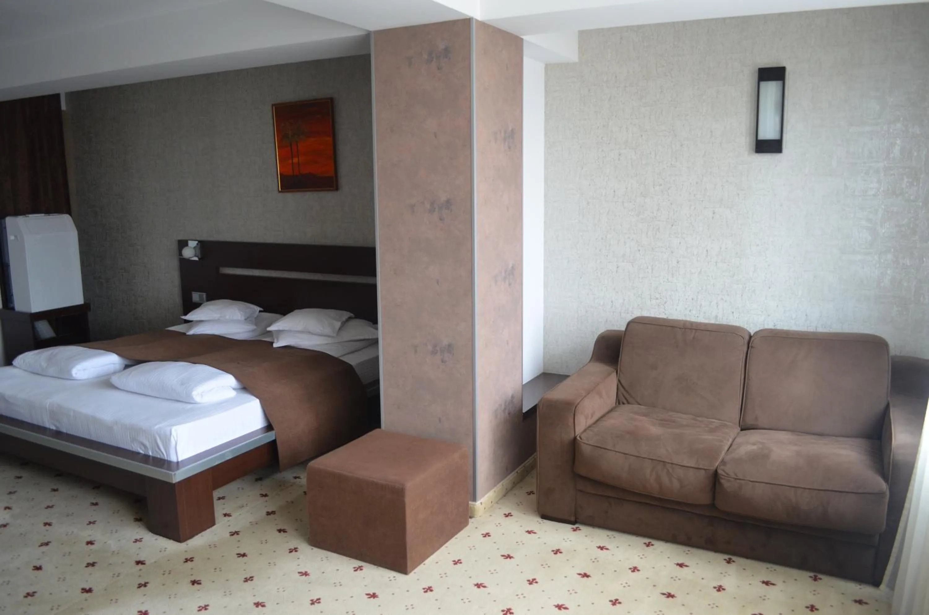 Bed in Hotel Premier