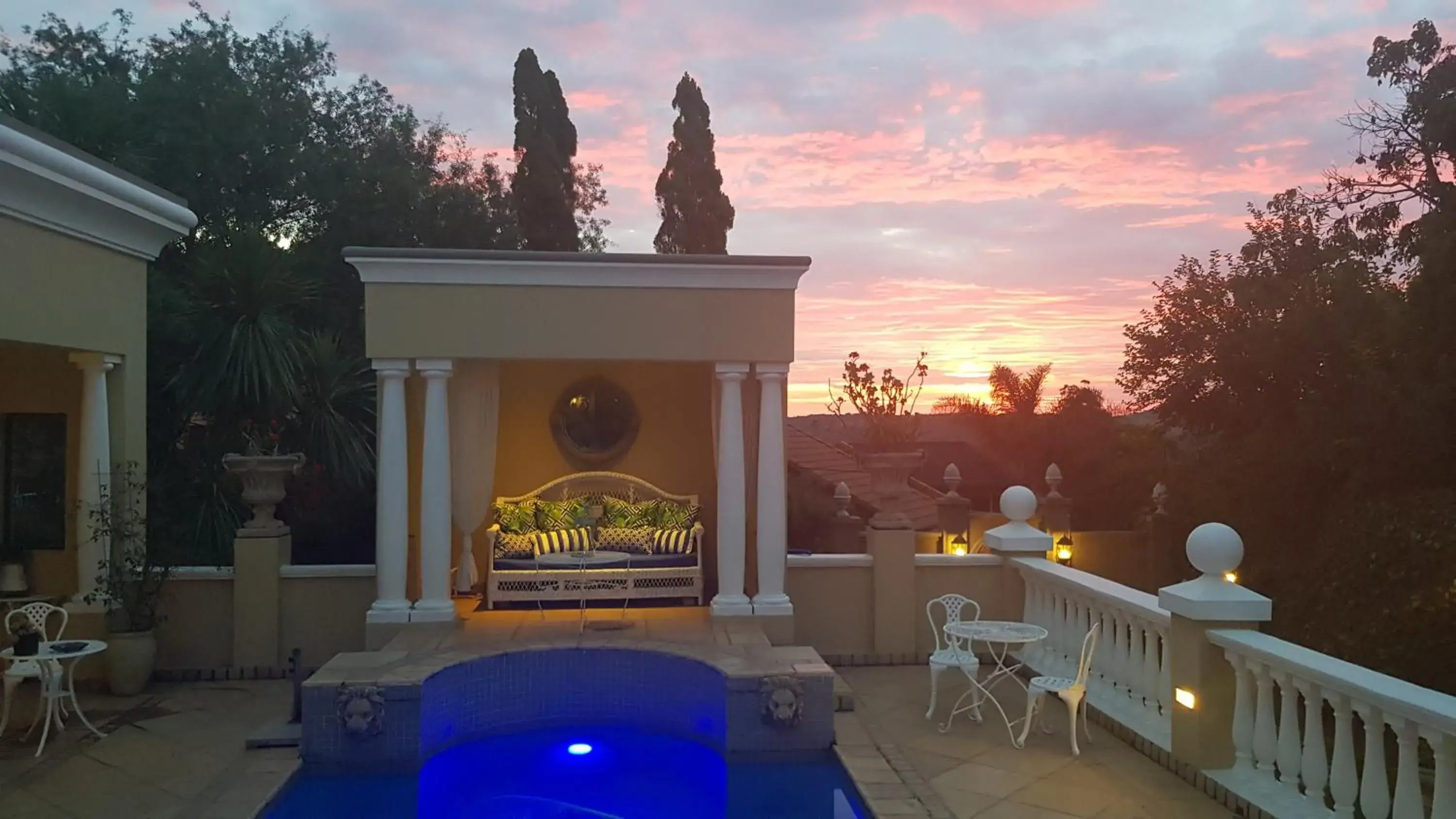 Sunset, Swimming Pool in Villa Lugano Guesthouse