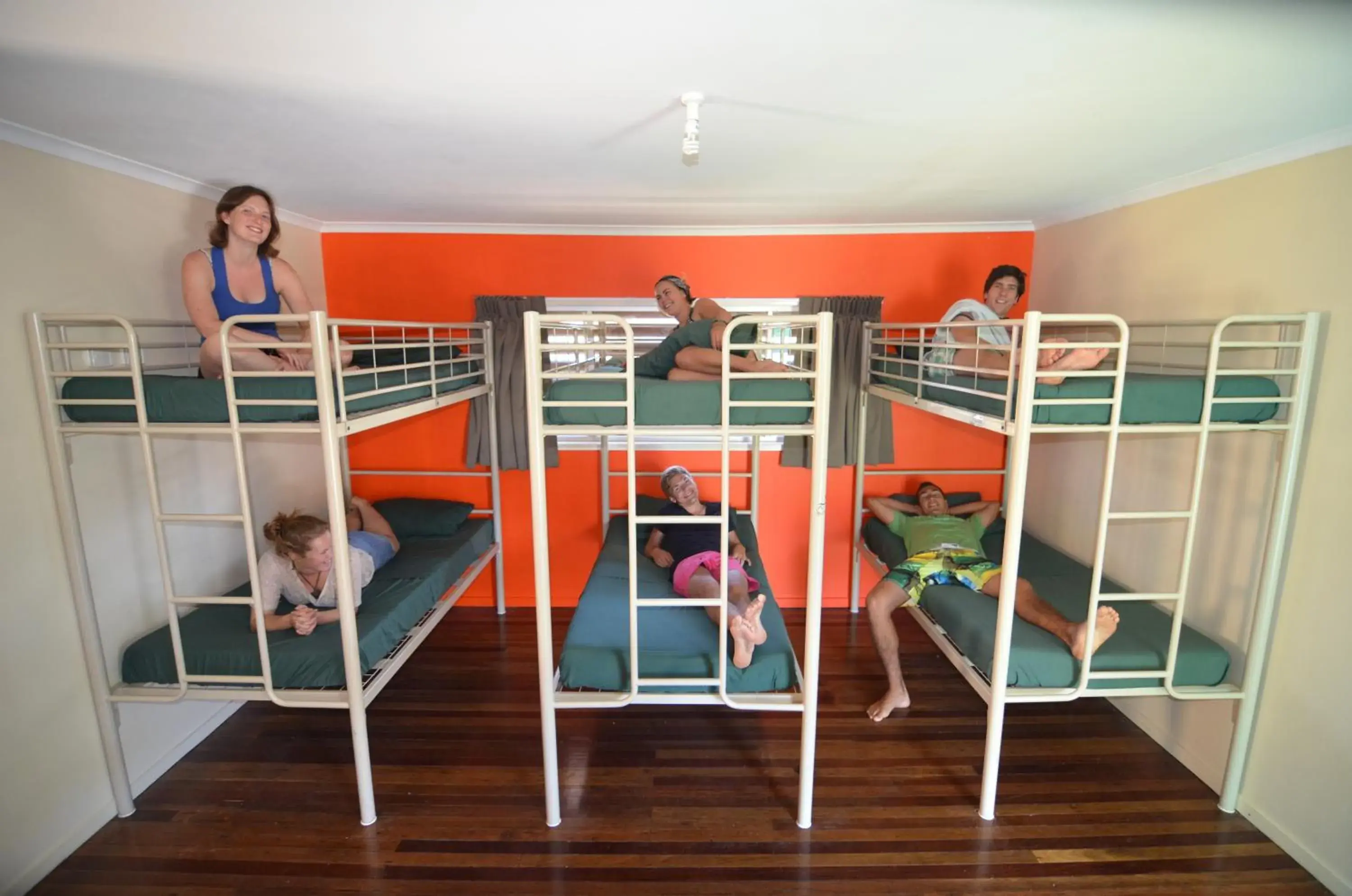 Photo of the whole room in Backpackers In Paradise