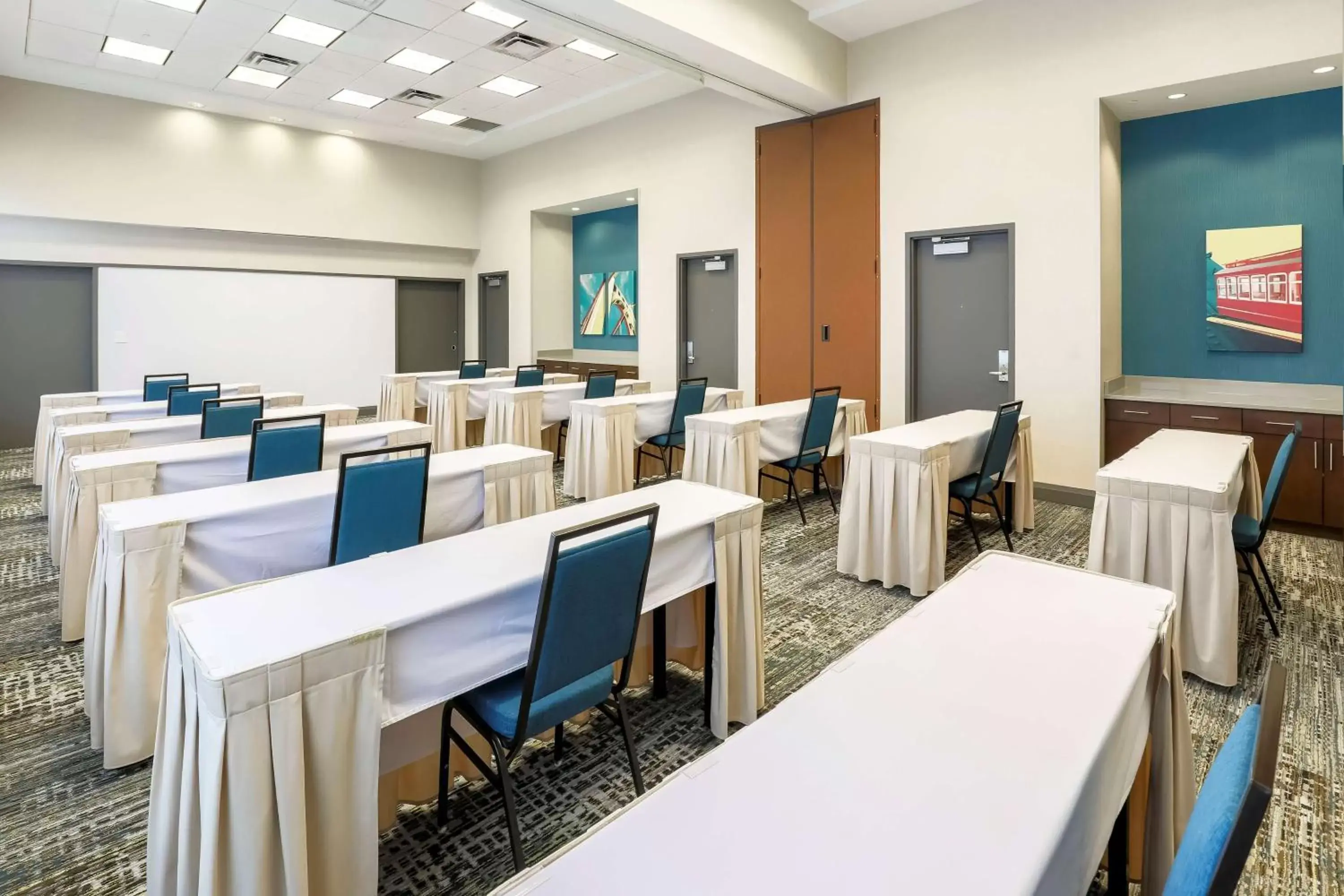 Meeting/conference room in Hampton Inn & Suites Pittsburgh Downtown