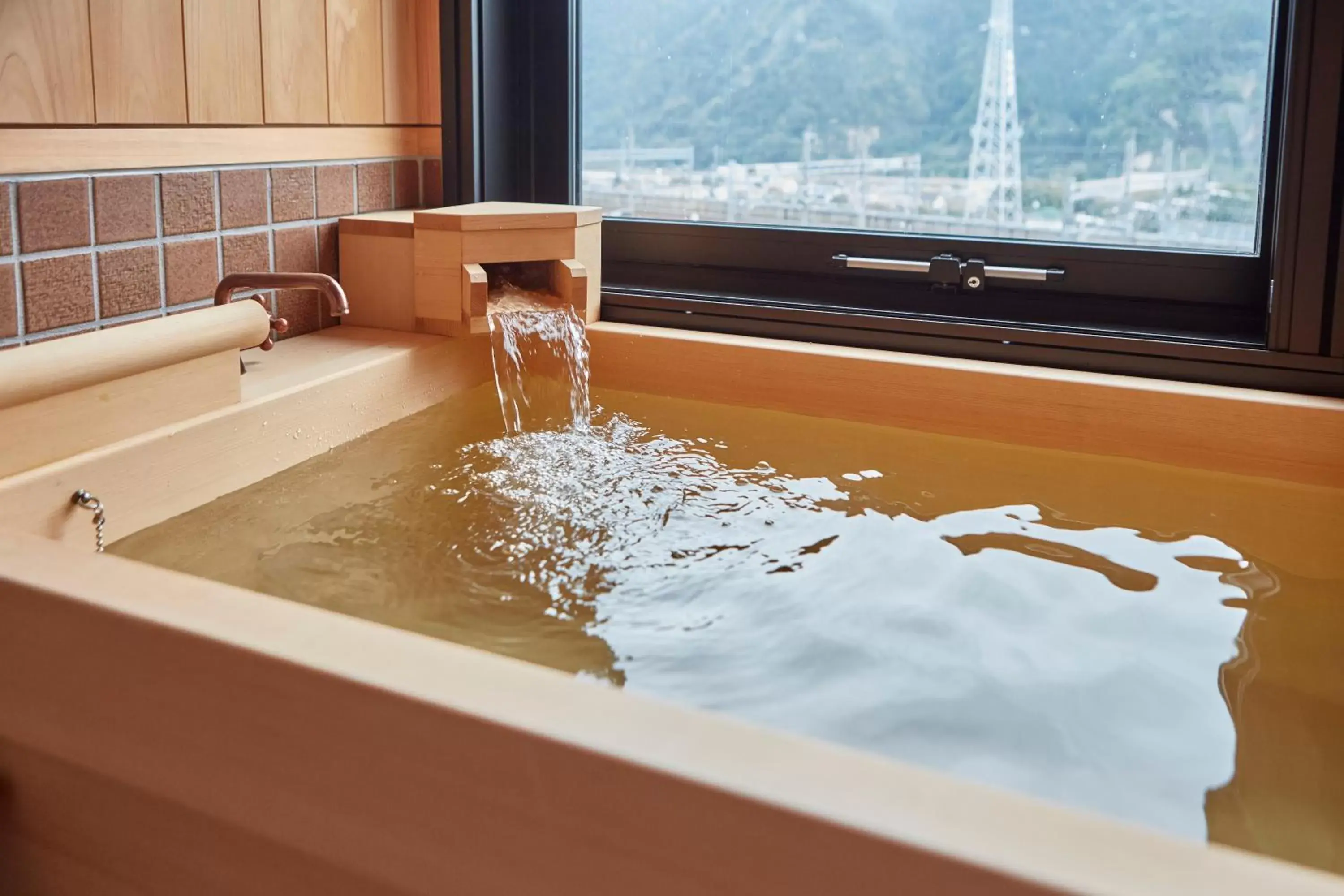 Hot Spring Bath in Yukinohana