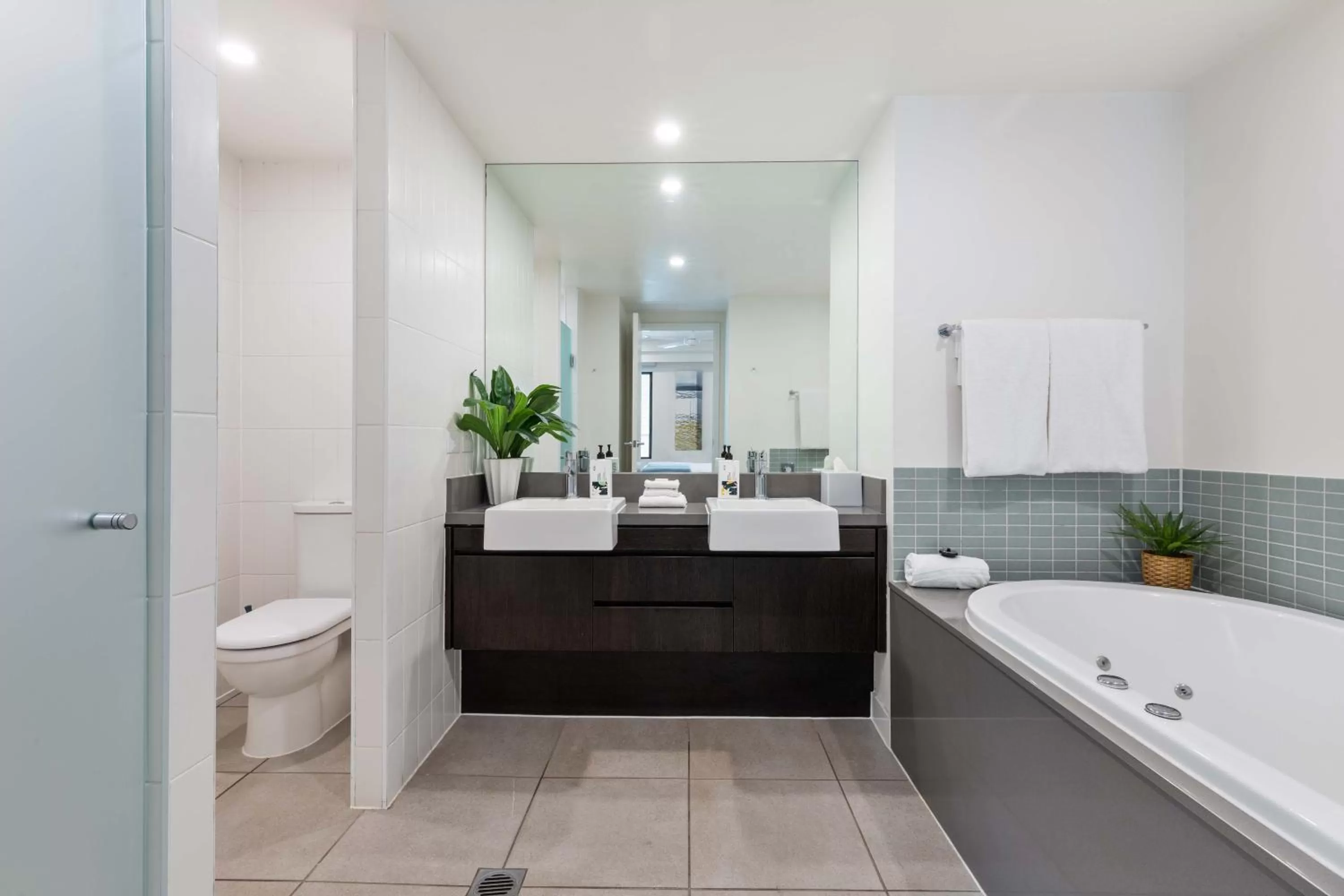 Shower, Bathroom in Port Douglas Private Apartments in Temple