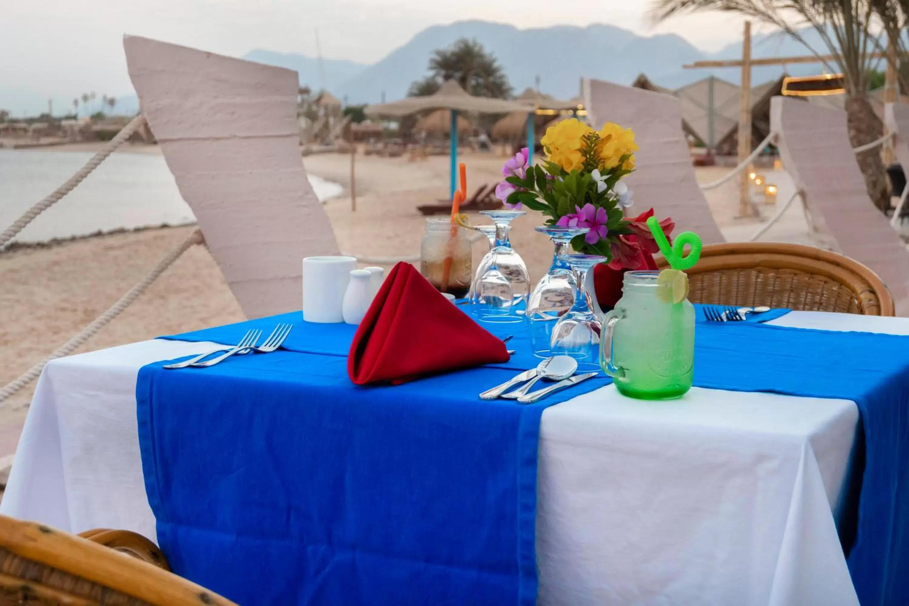 Restaurant/Places to Eat in Nuweiba Club Resort