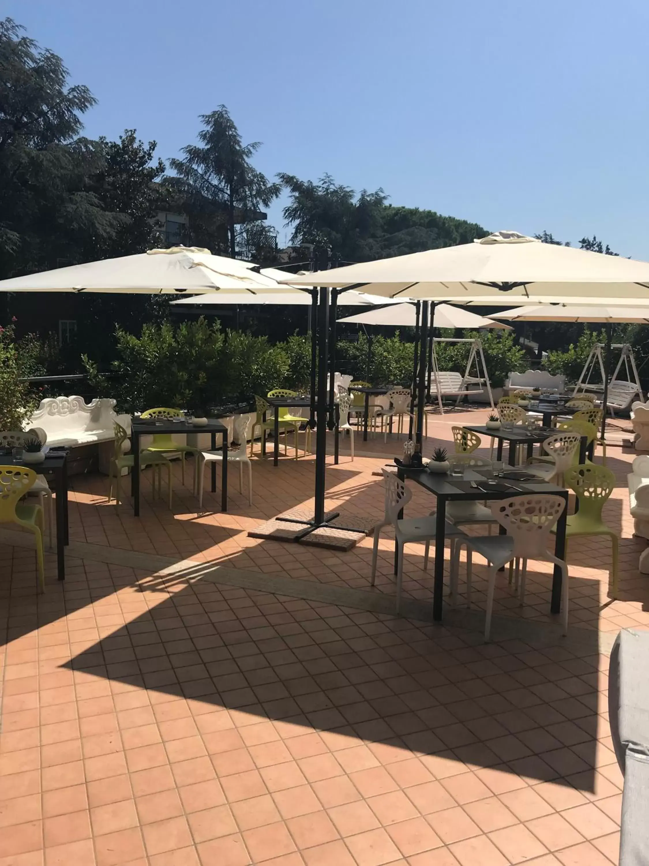 Balcony/Terrace, Restaurant/Places to Eat in Smooth Hotel Rome West