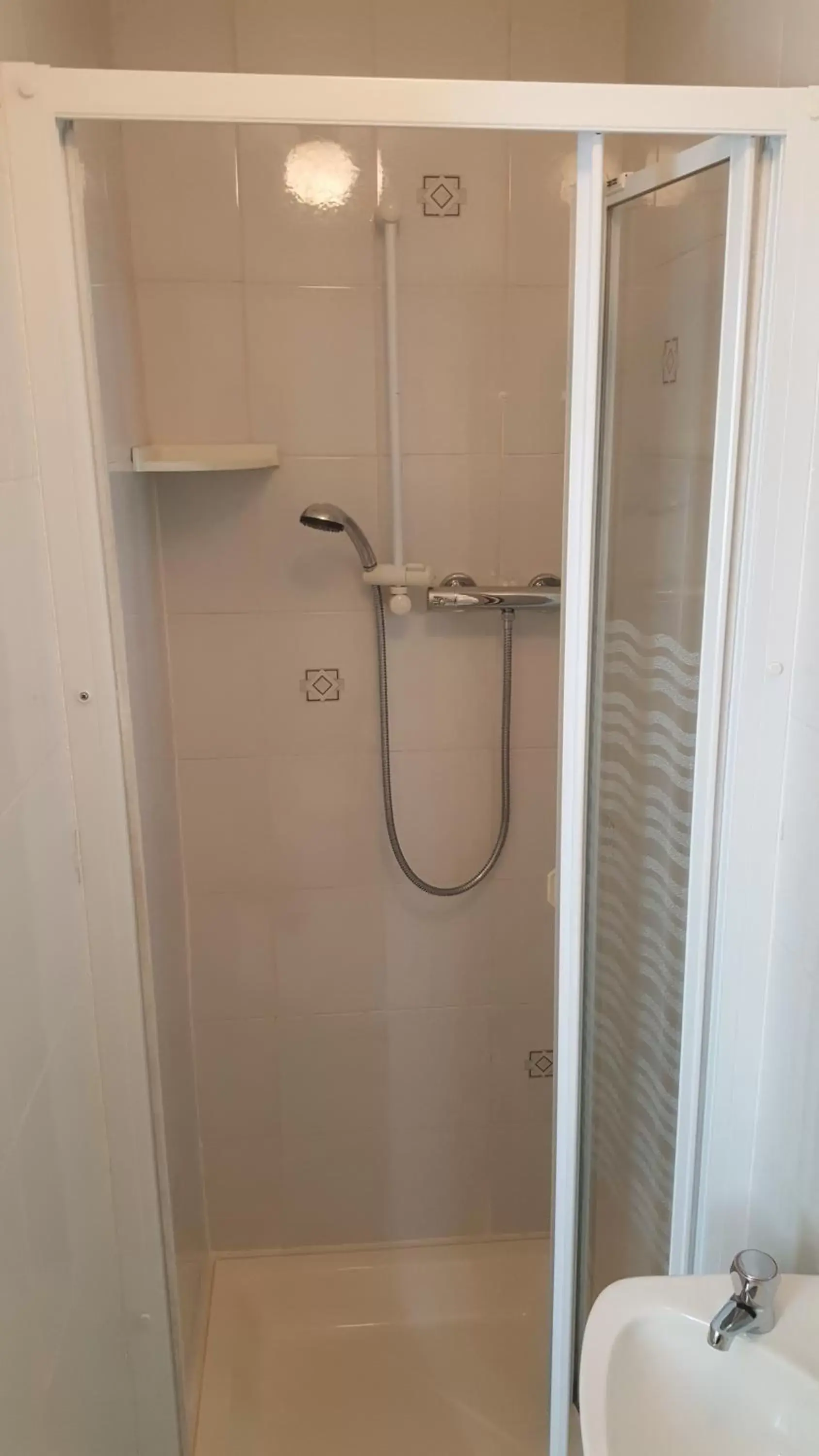 Shower, Bathroom in The Ratcliffe Guest House