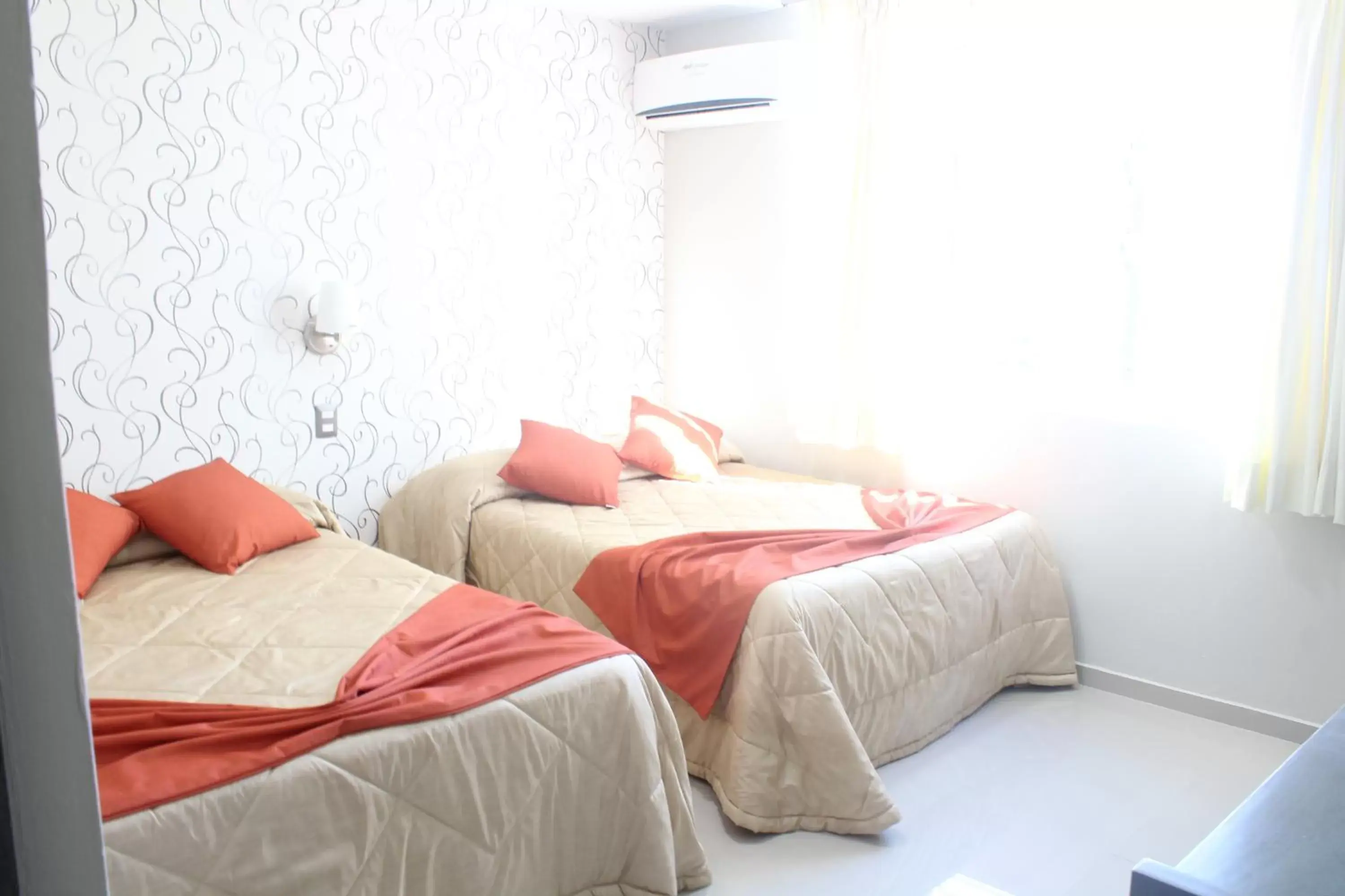 Bedroom, Bed in Suites San Luis