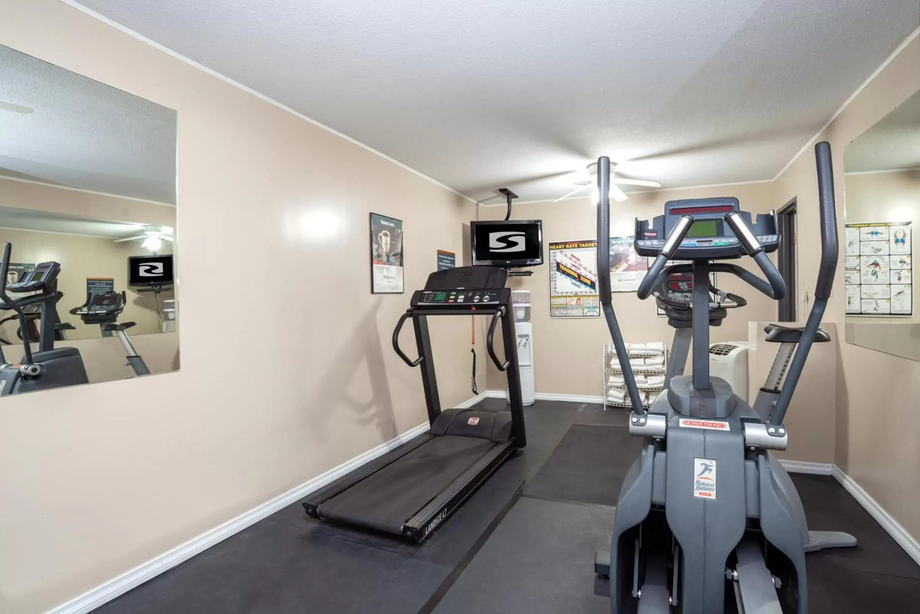 Fitness centre/facilities, Fitness Center/Facilities in Sandman Hotel Castlegar