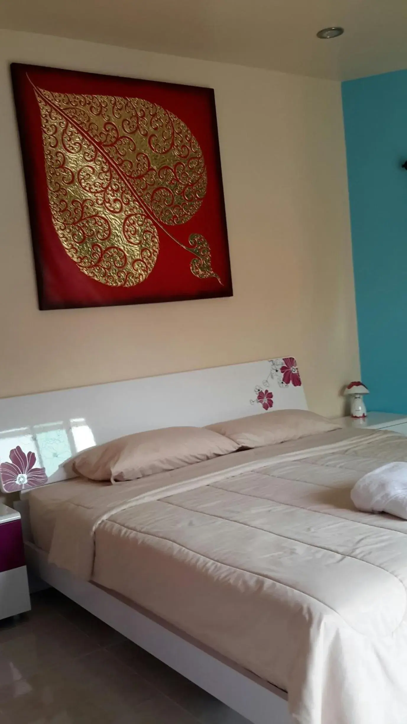 Bed in Donchai House