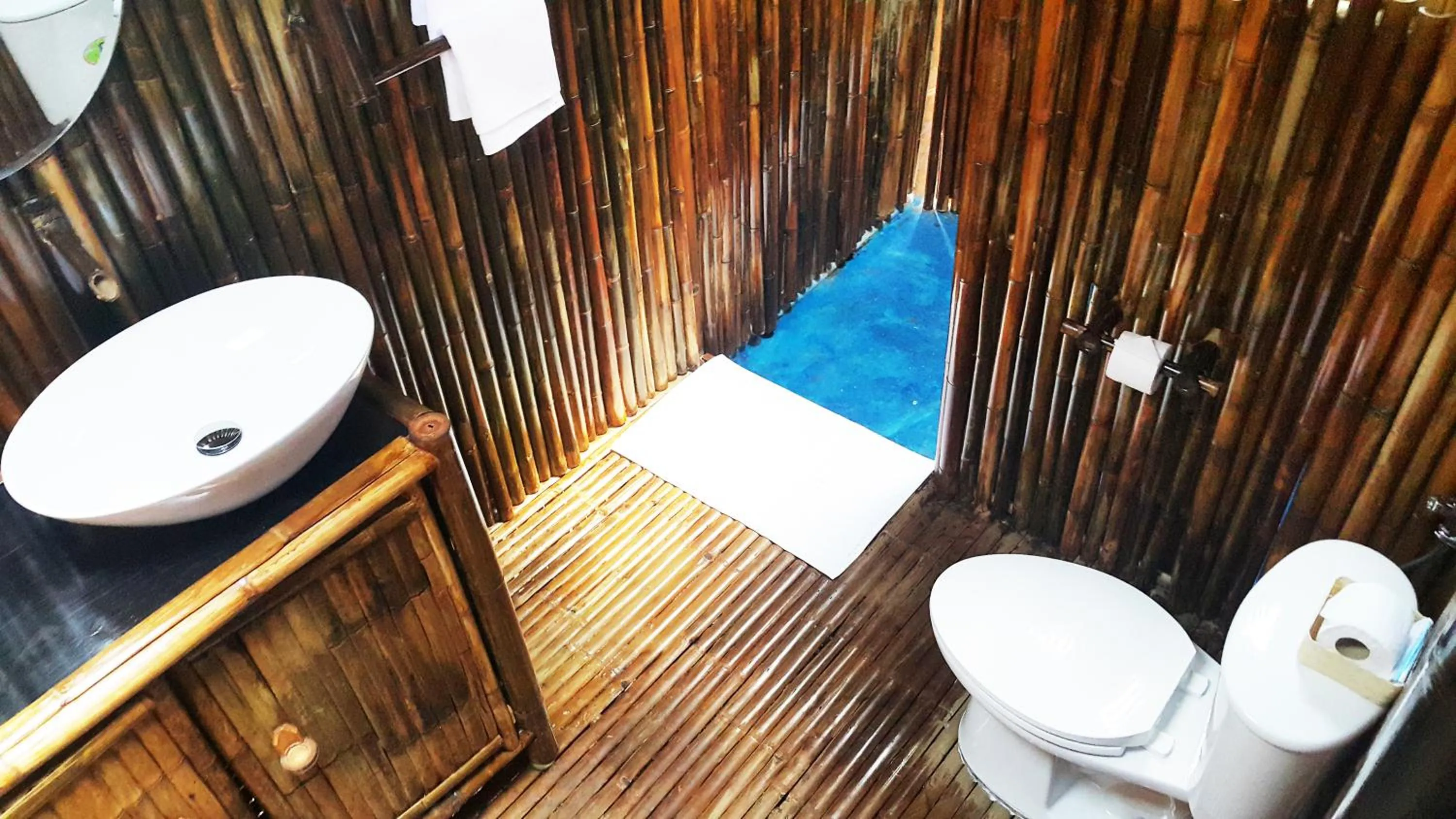 Bathroom in Eco Lanta Hideaway Beach Resort