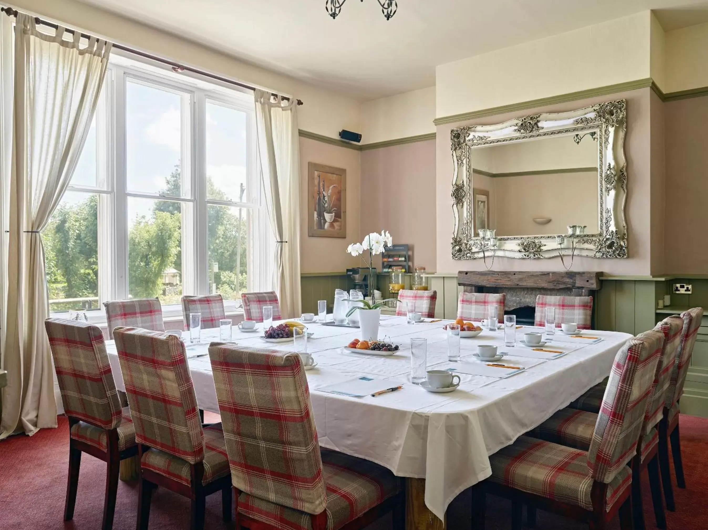 Banquet/Function facilities, Restaurant/Places to Eat in Tennant Arms Hotel